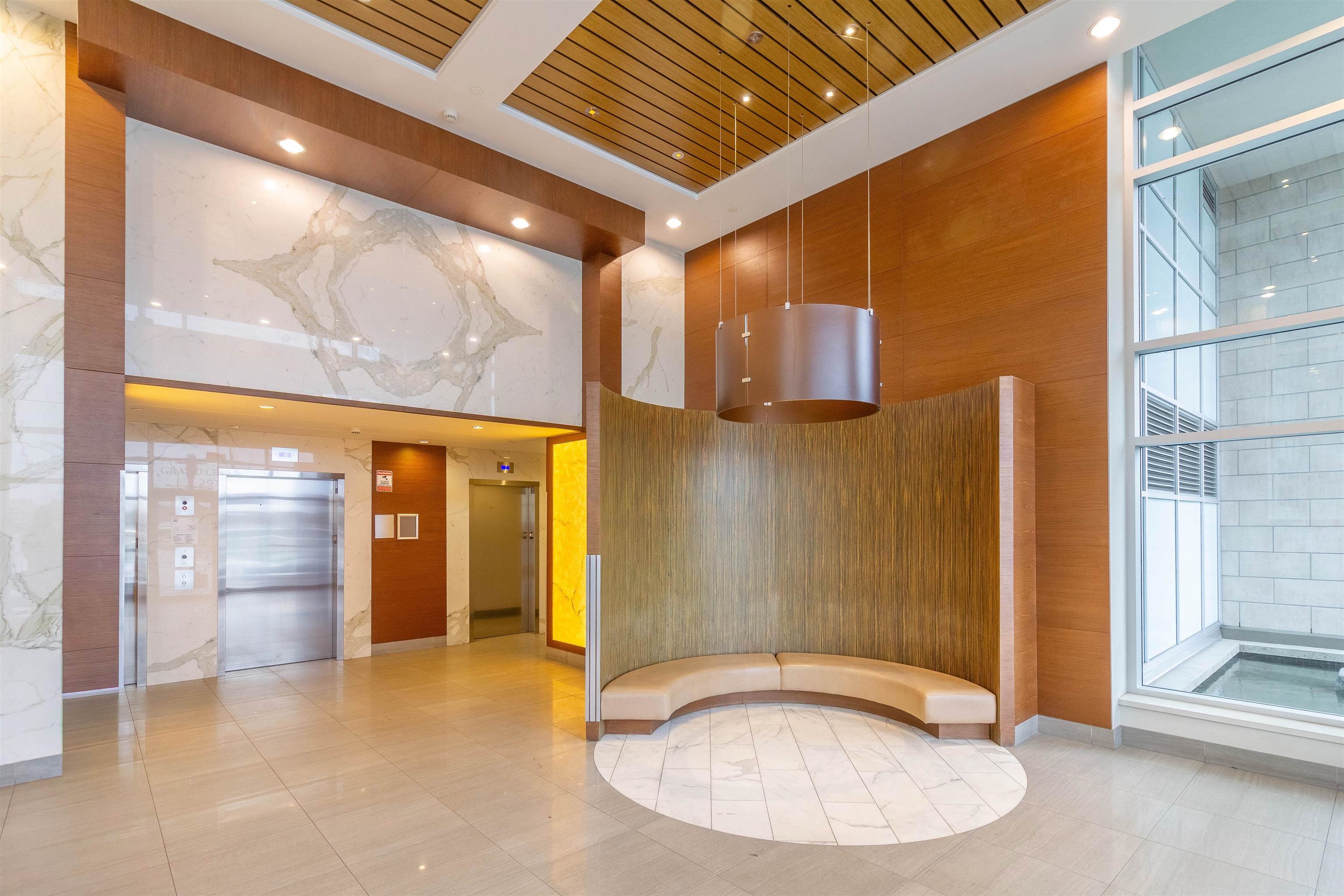 2703 2975 ATLANTIC AVENUE 22