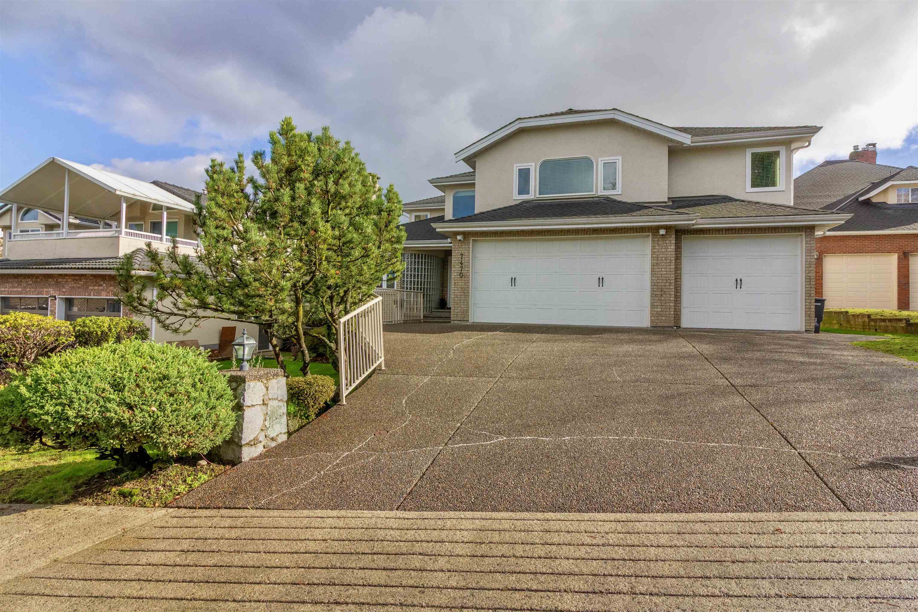 7470 ALMOND PLACE