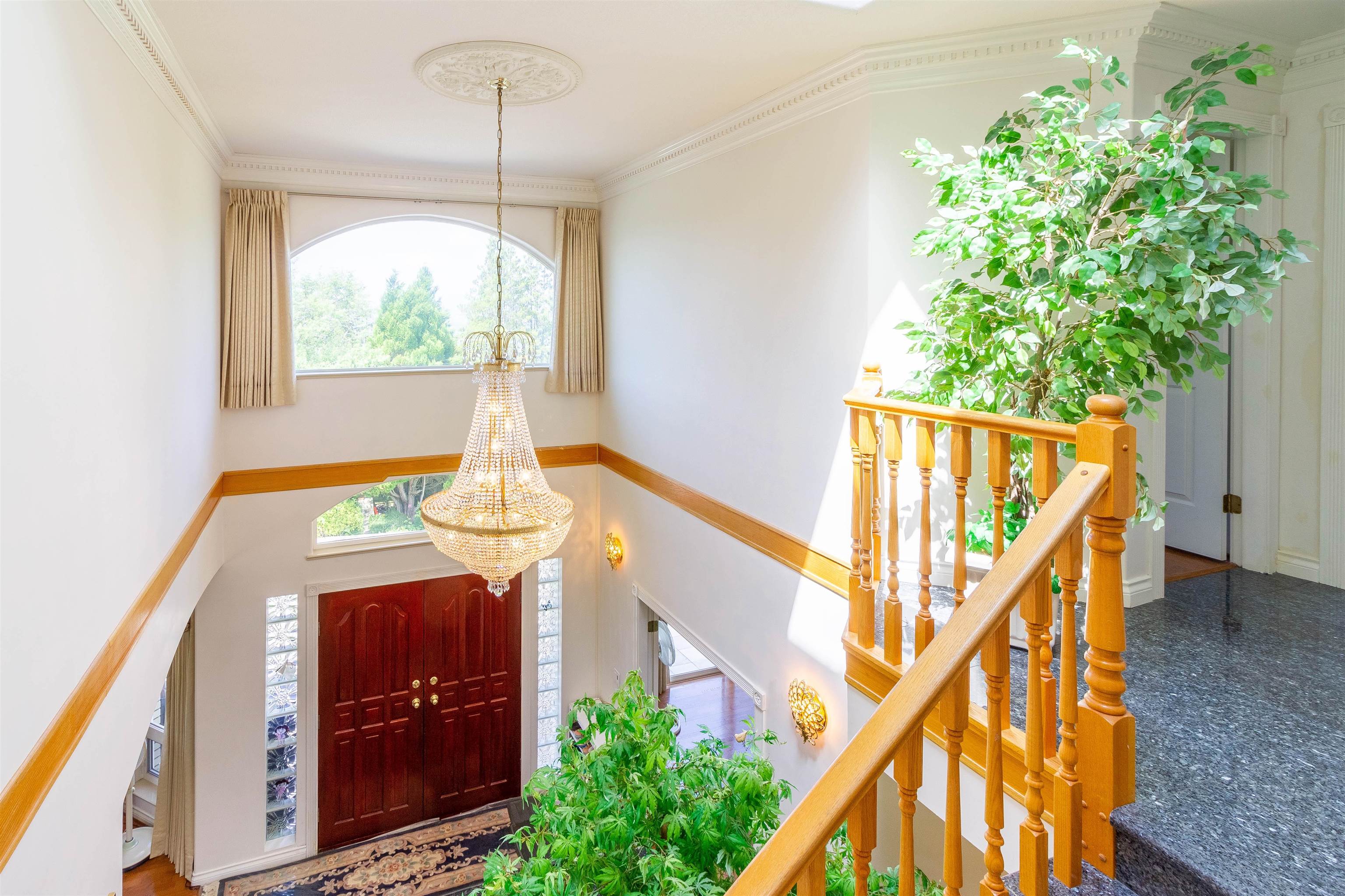 7286 BARNET ROAD 2