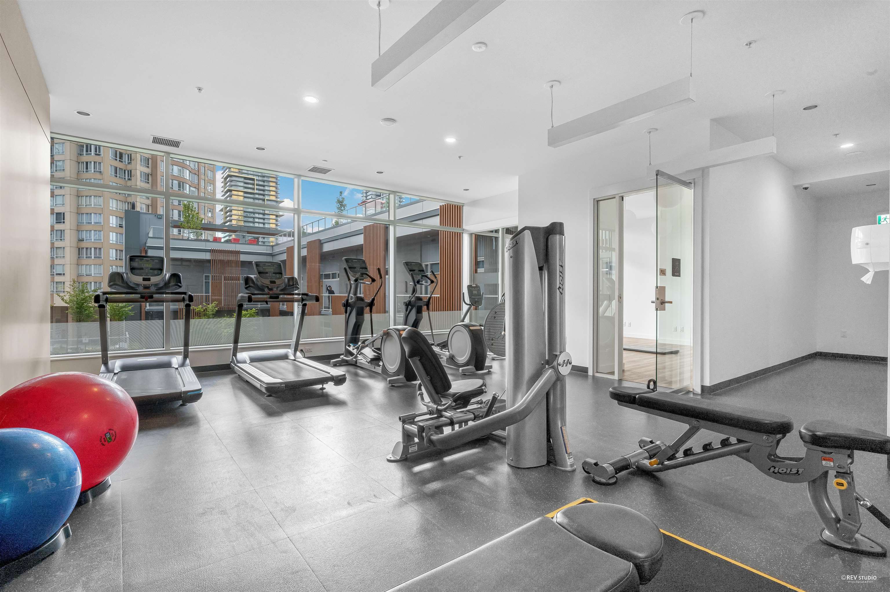 2507 6080 MCKAY AVENUE 32