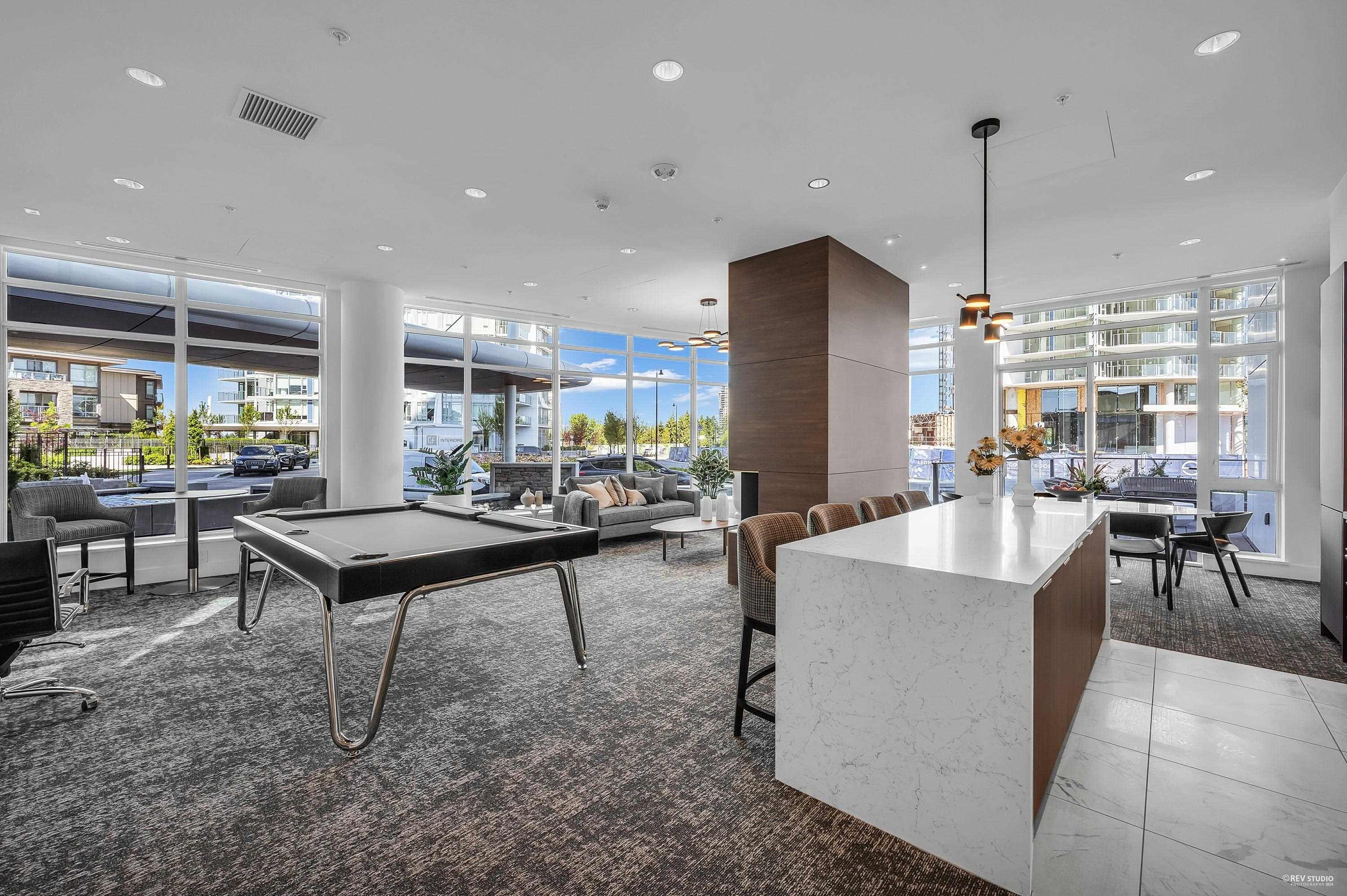 1702 7769 PARK CRESCENT 36