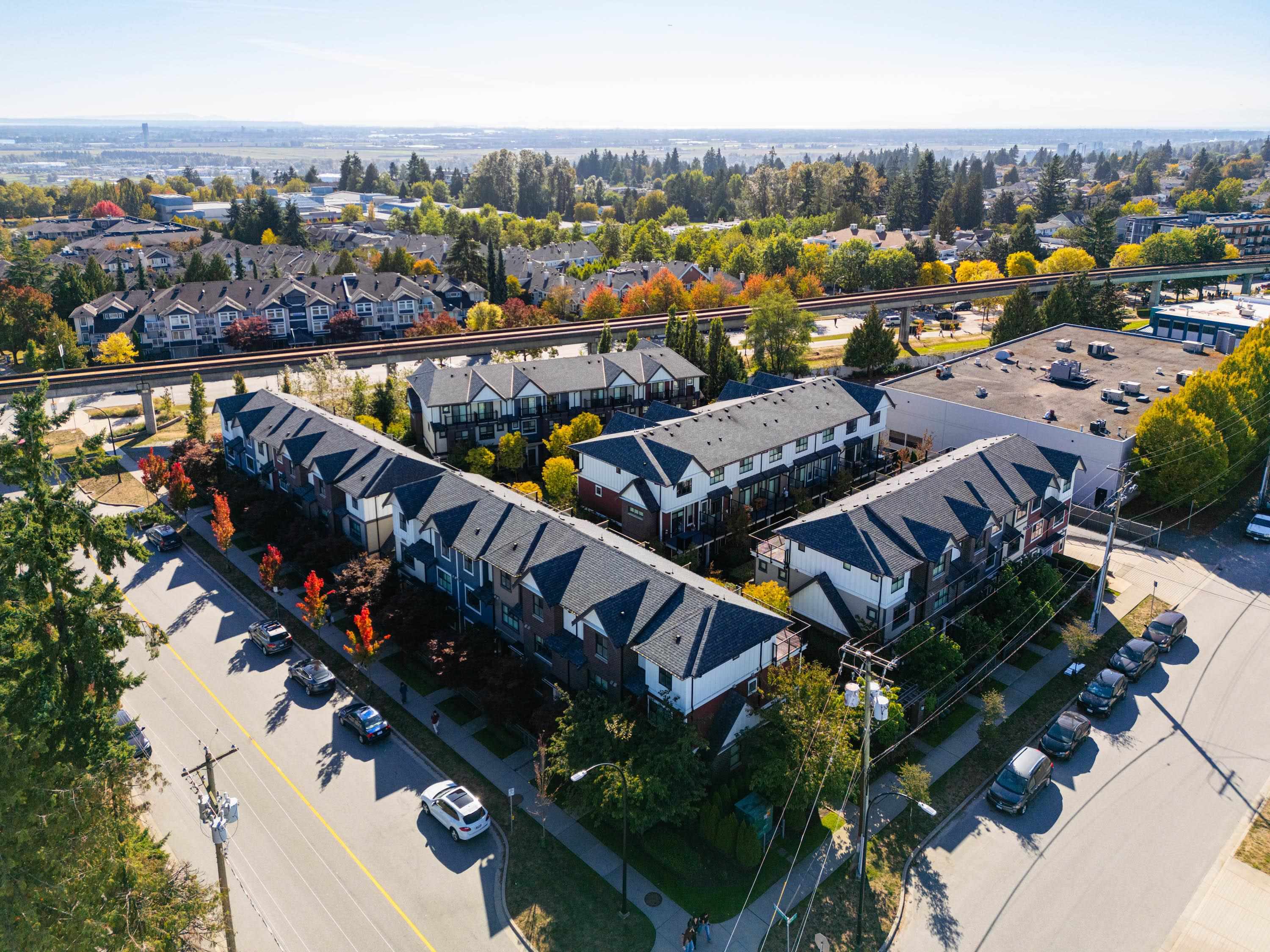 17 7039 MACPHERSON AVENUE 3