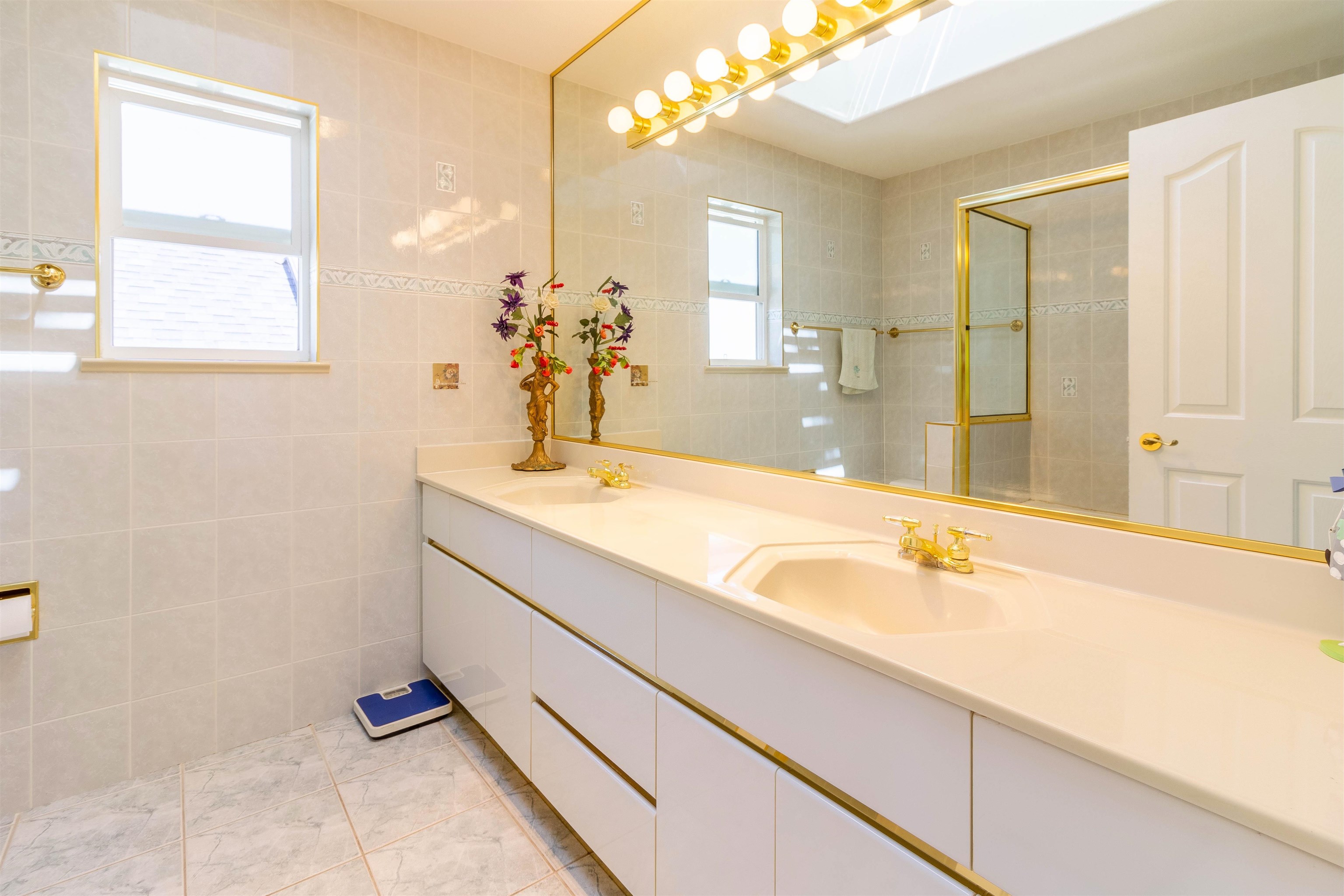 7286 BARNET ROAD 25