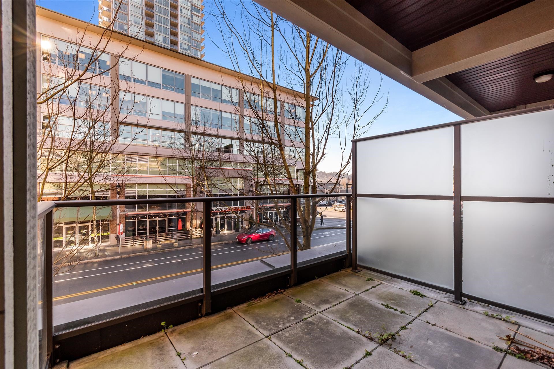 209 2957 GLEN DRIVE 21