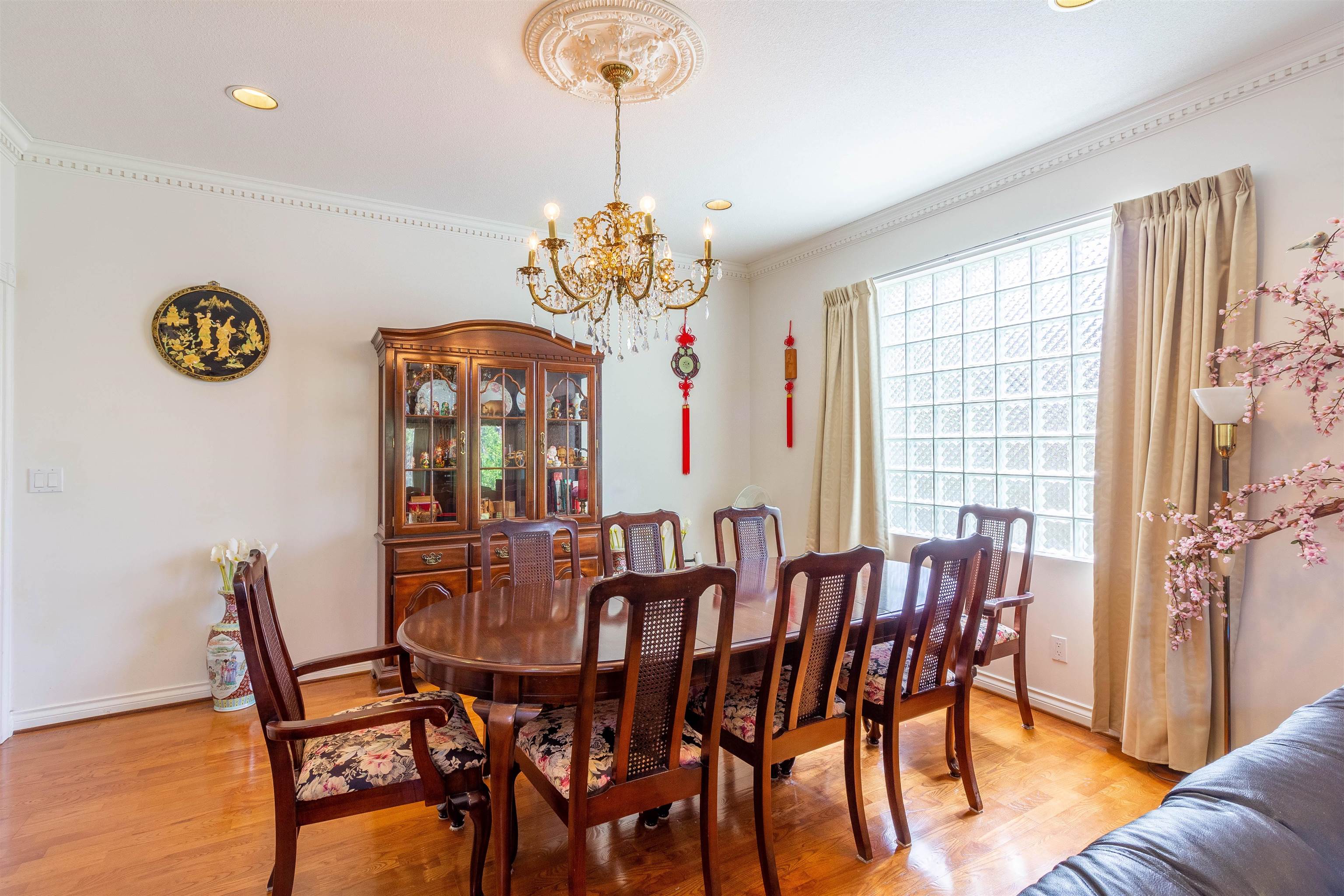 7286 BARNET ROAD 5