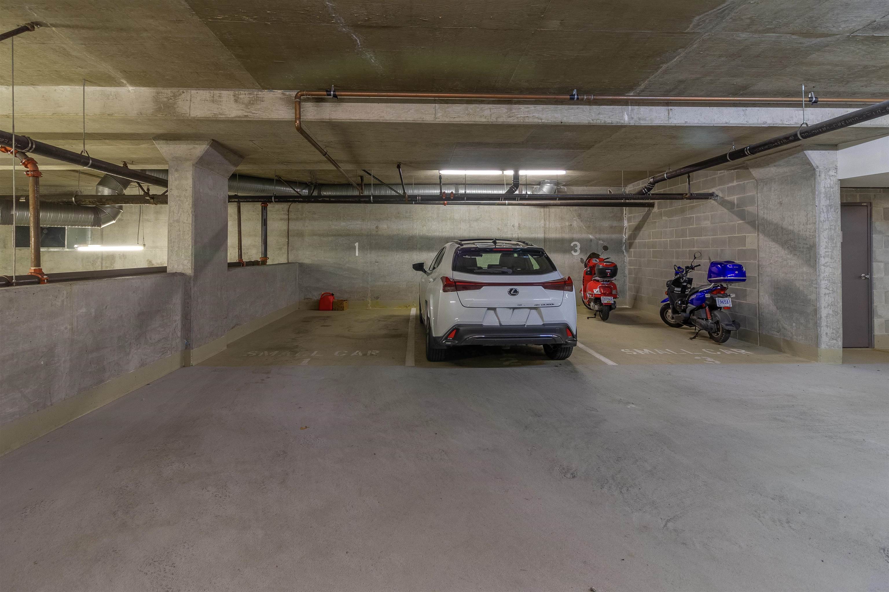 1602 4567 HAZEL STREET 32