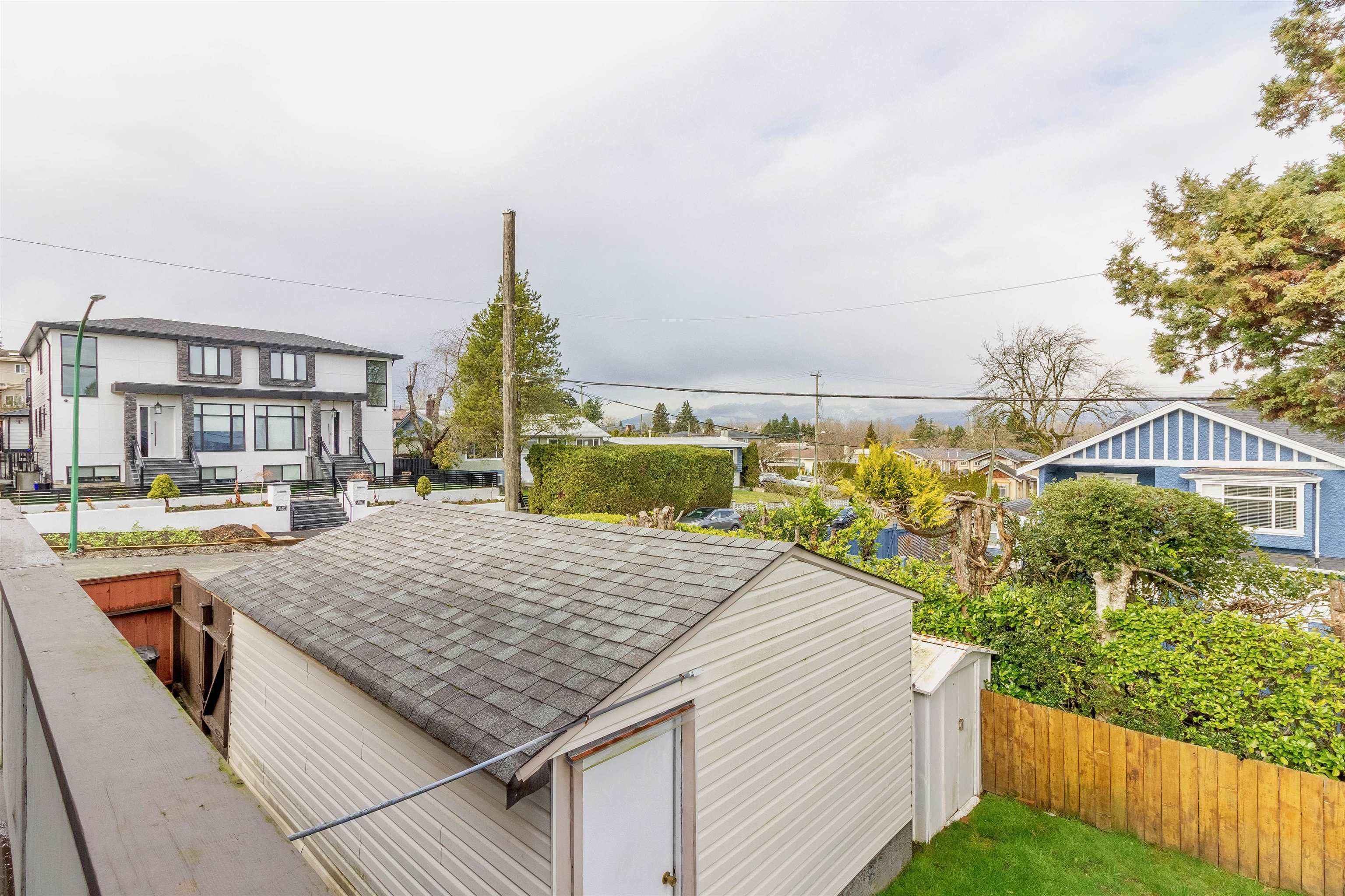 4645 CHARLOTTE COURT 16