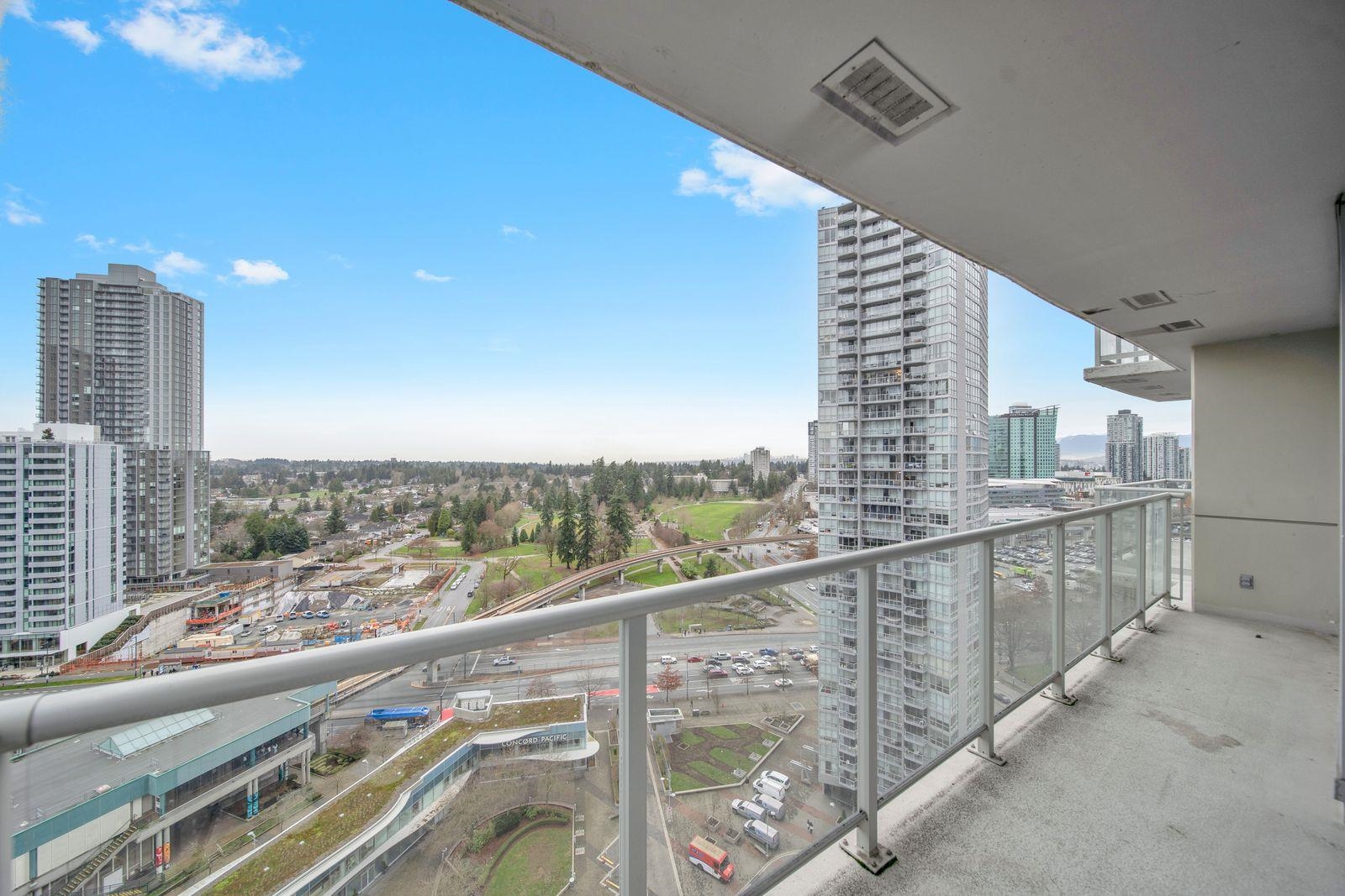 2107 9981 WHALLEY BOULEVARD 11