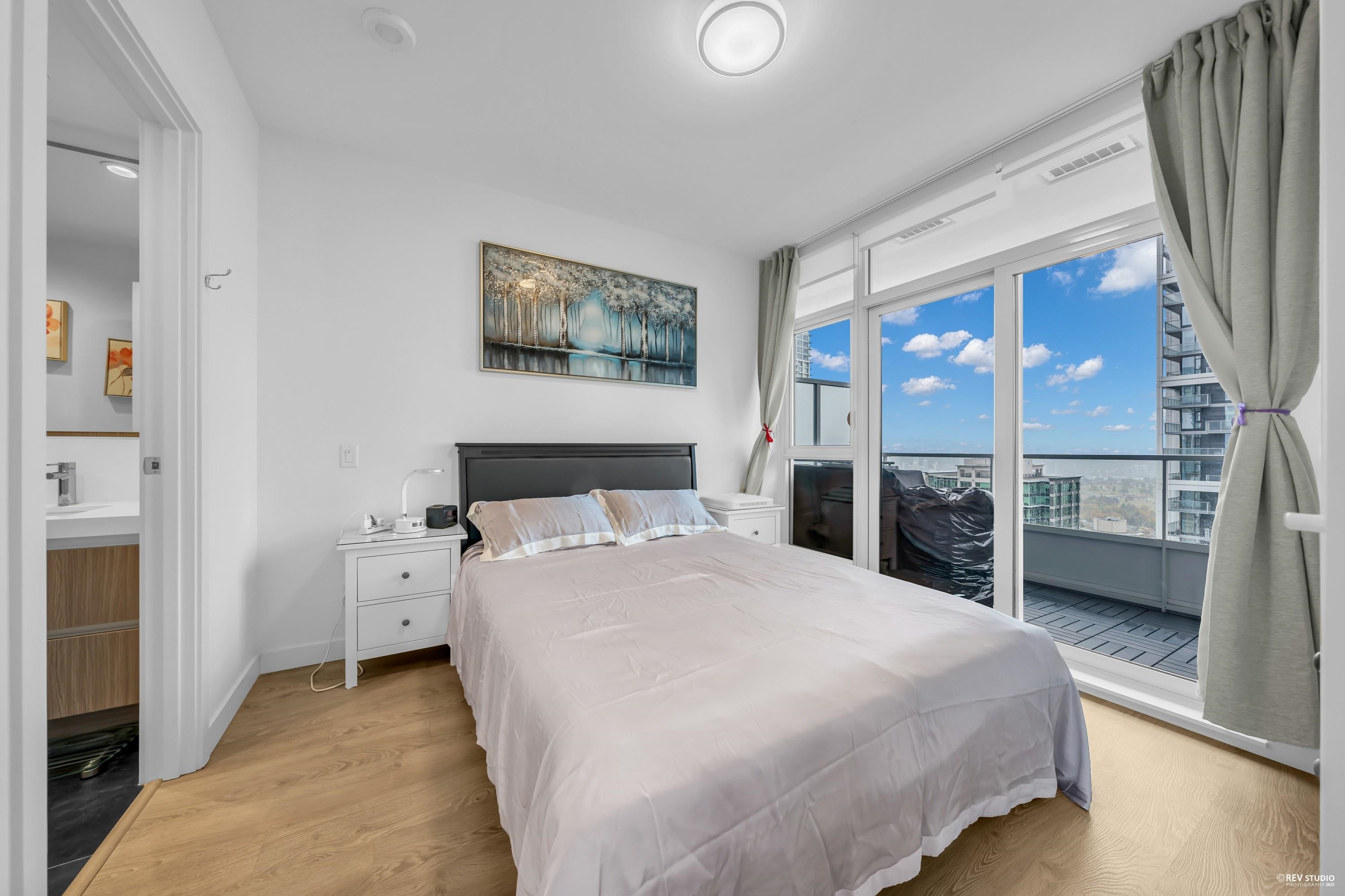 2507 6080 MCKAY AVENUE 15