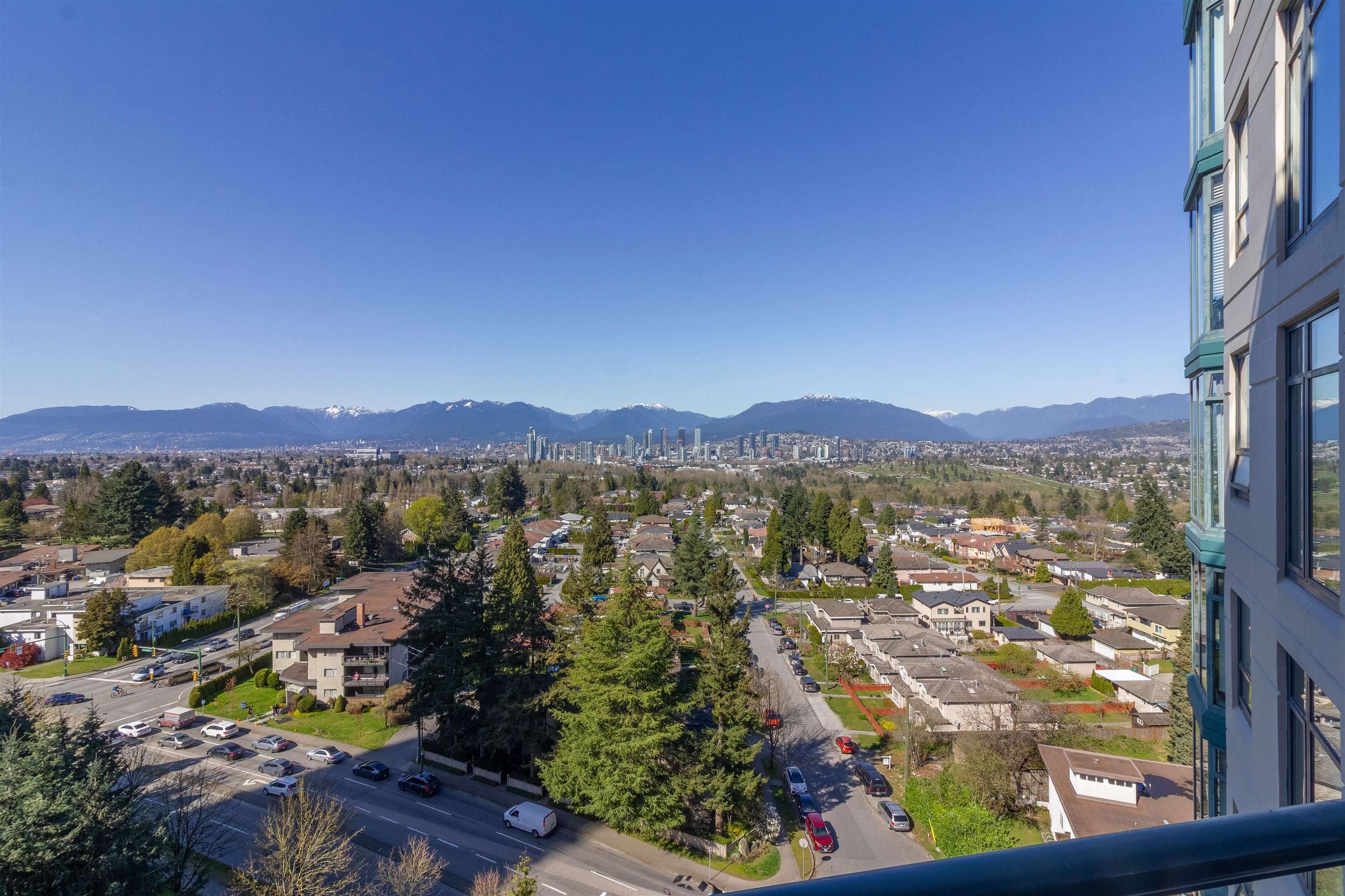 1602 4567 HAZEL STREET 27