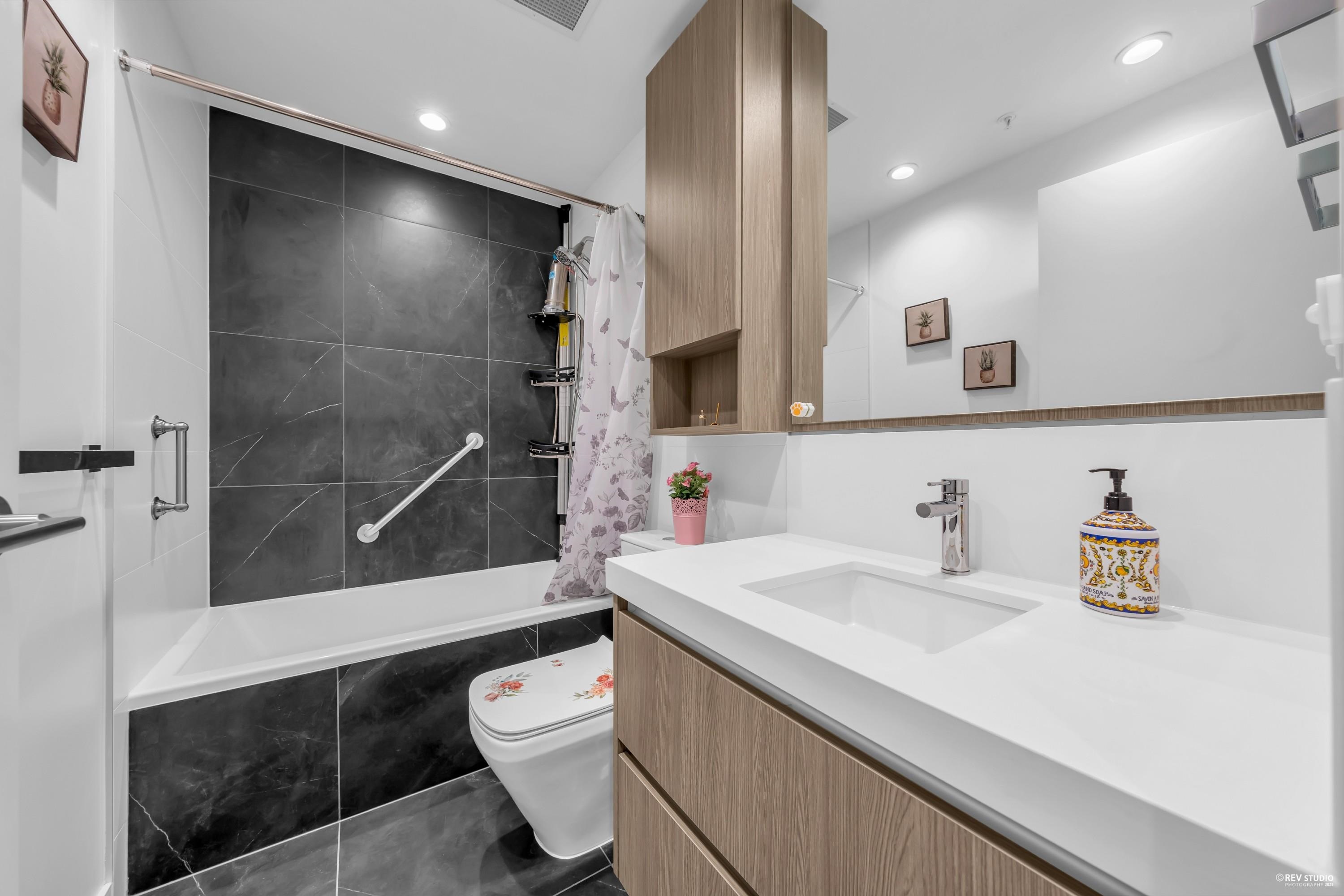 2507 6080 MCKAY AVENUE 19