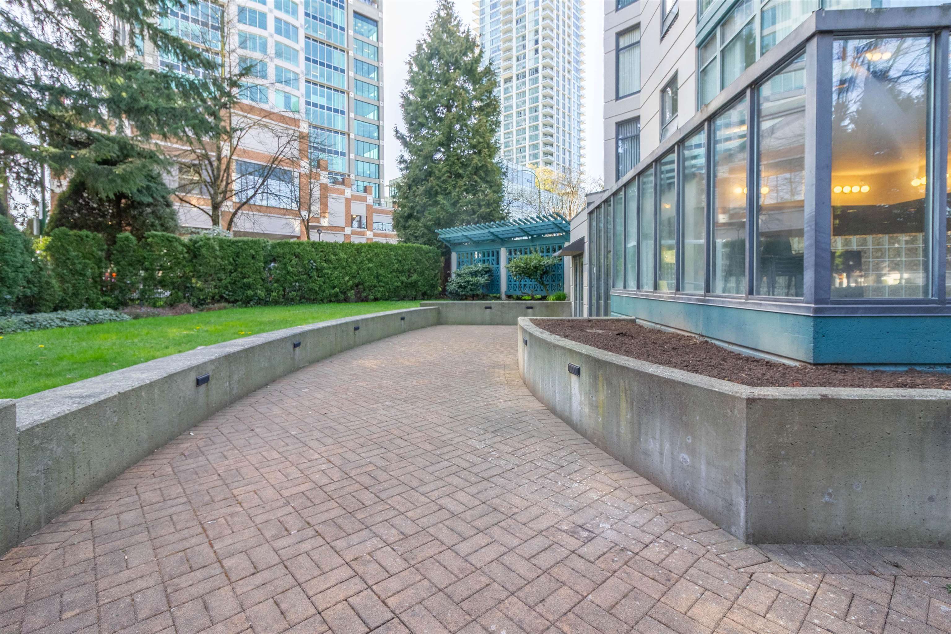 1602 4567 HAZEL STREET 35