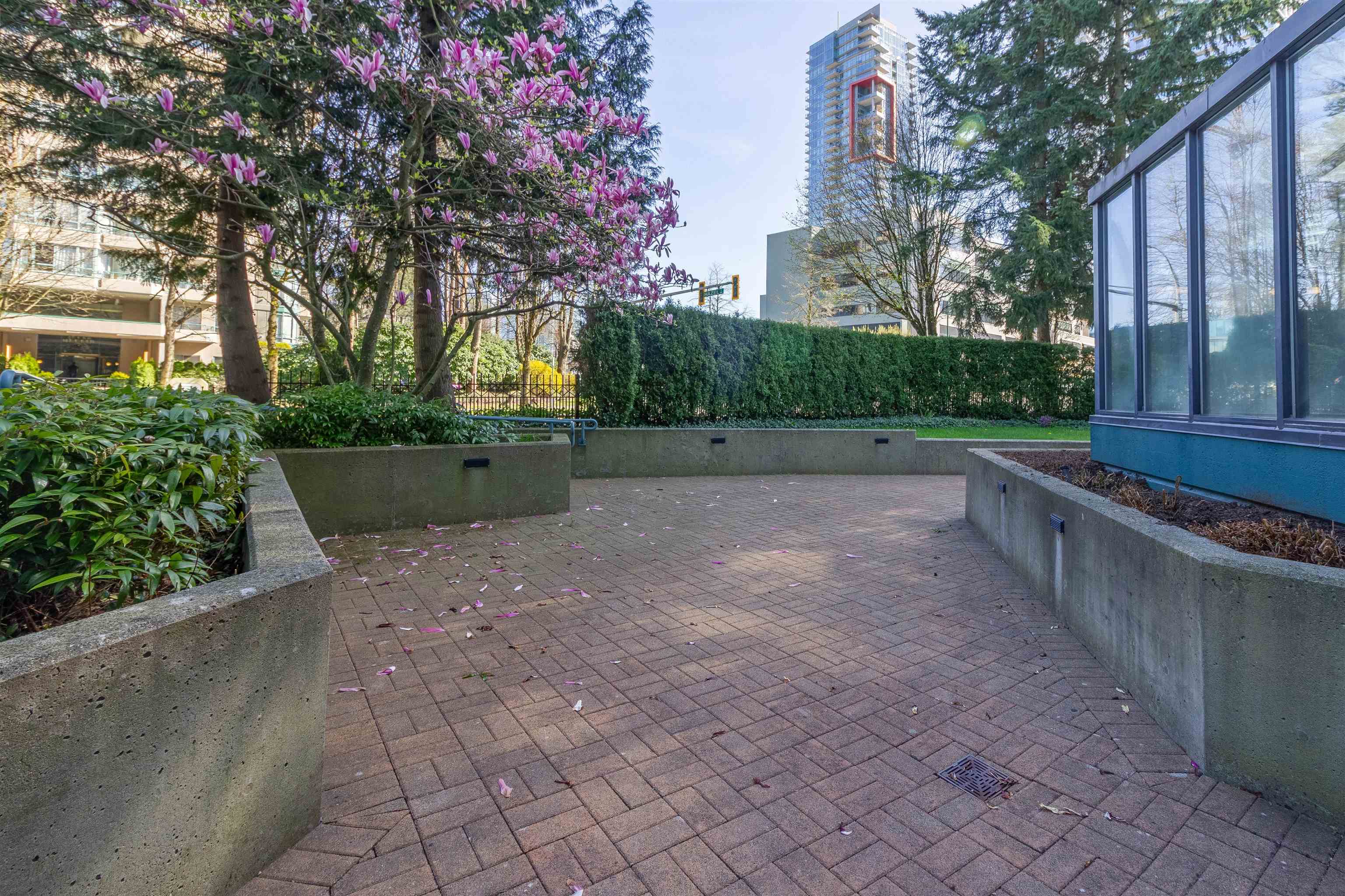 1602 4567 HAZEL STREET 34