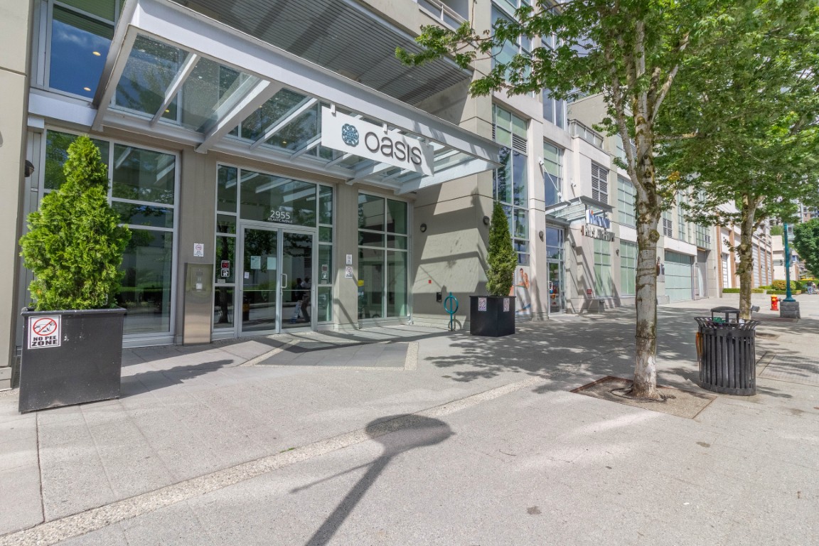 3702 2955 ATLANTIC AVENUE 31