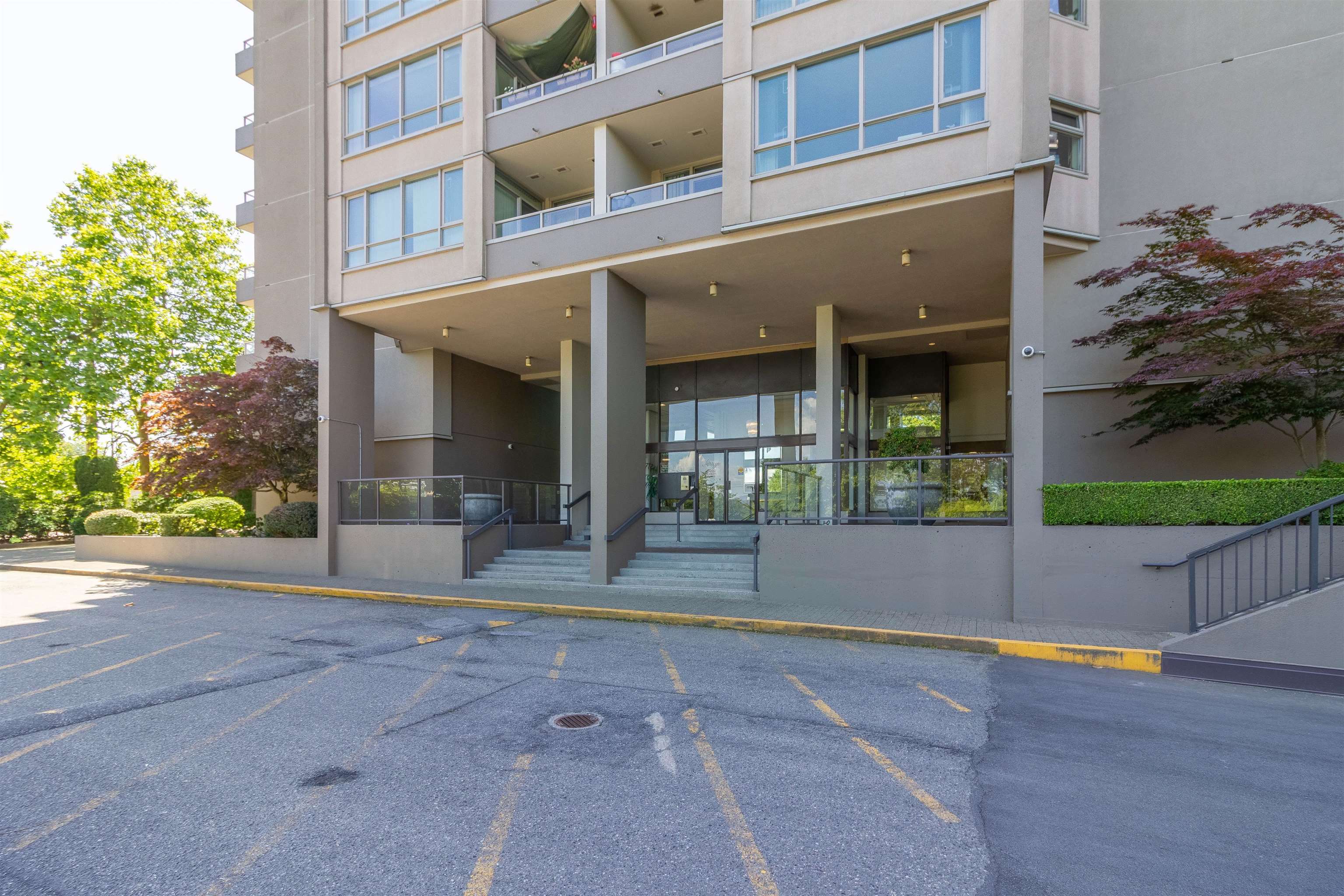 907 6055 NELSON AVENUE 39