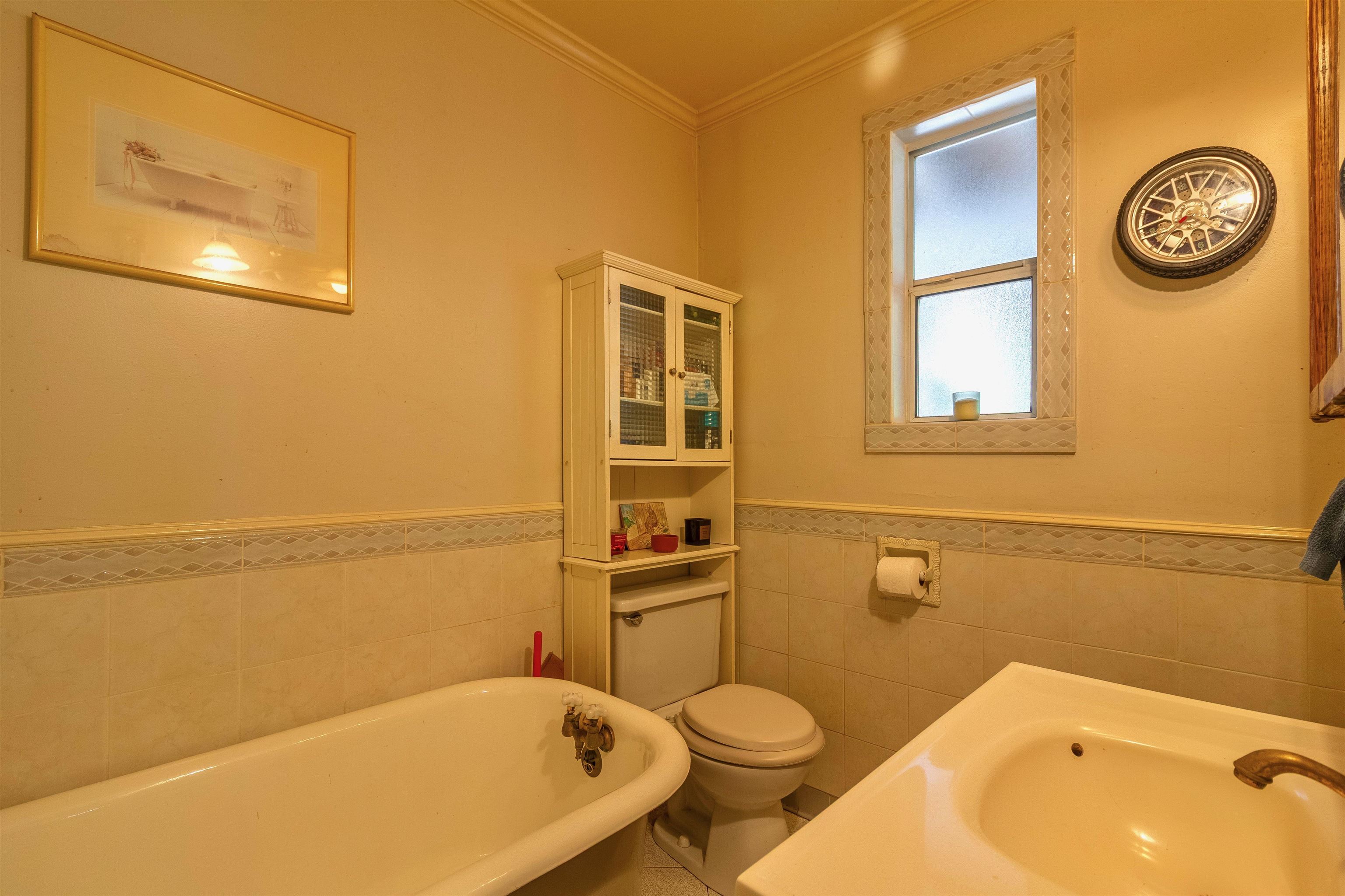 88 FELL AVENUE 3