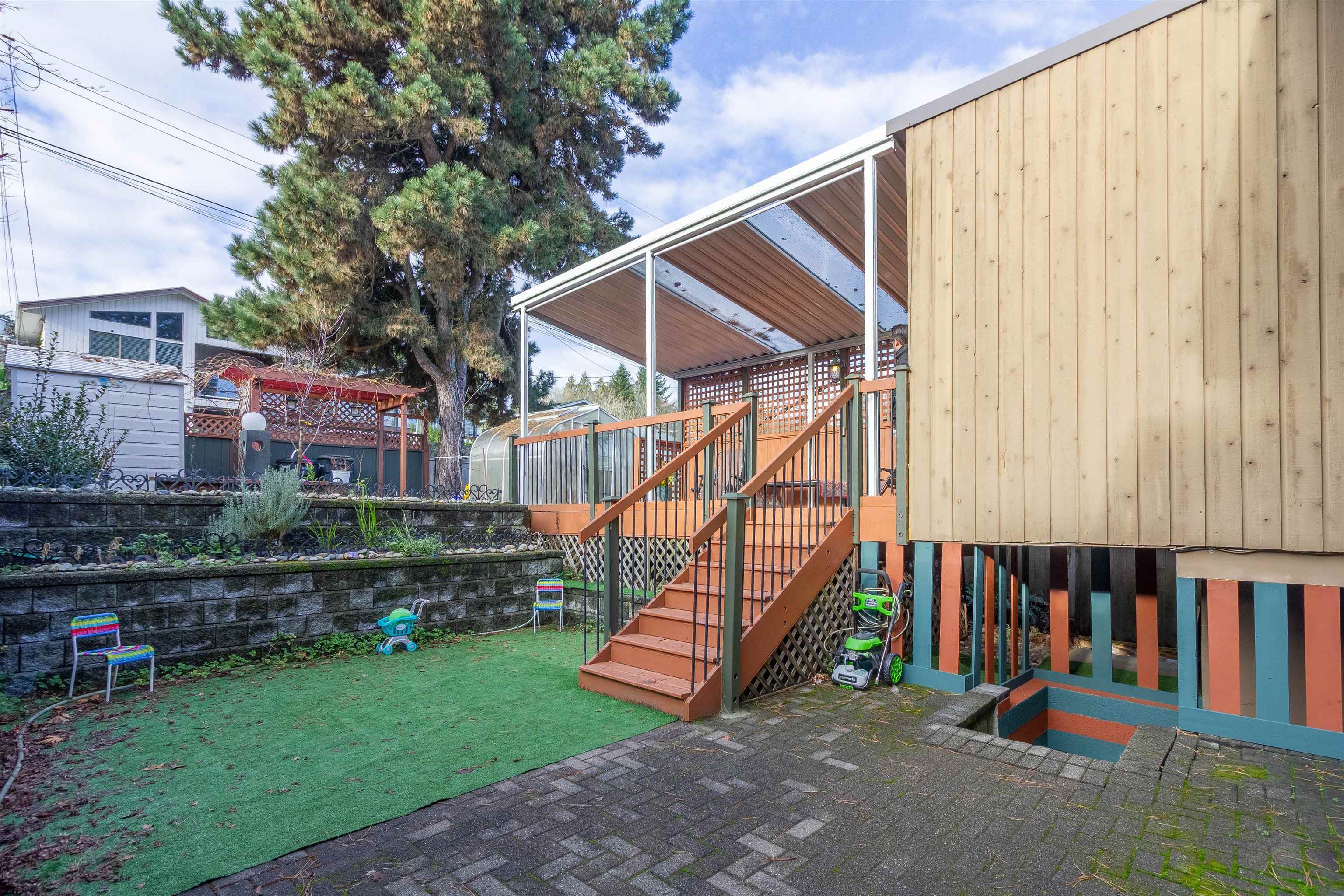 111 N FELL AVENUE 34