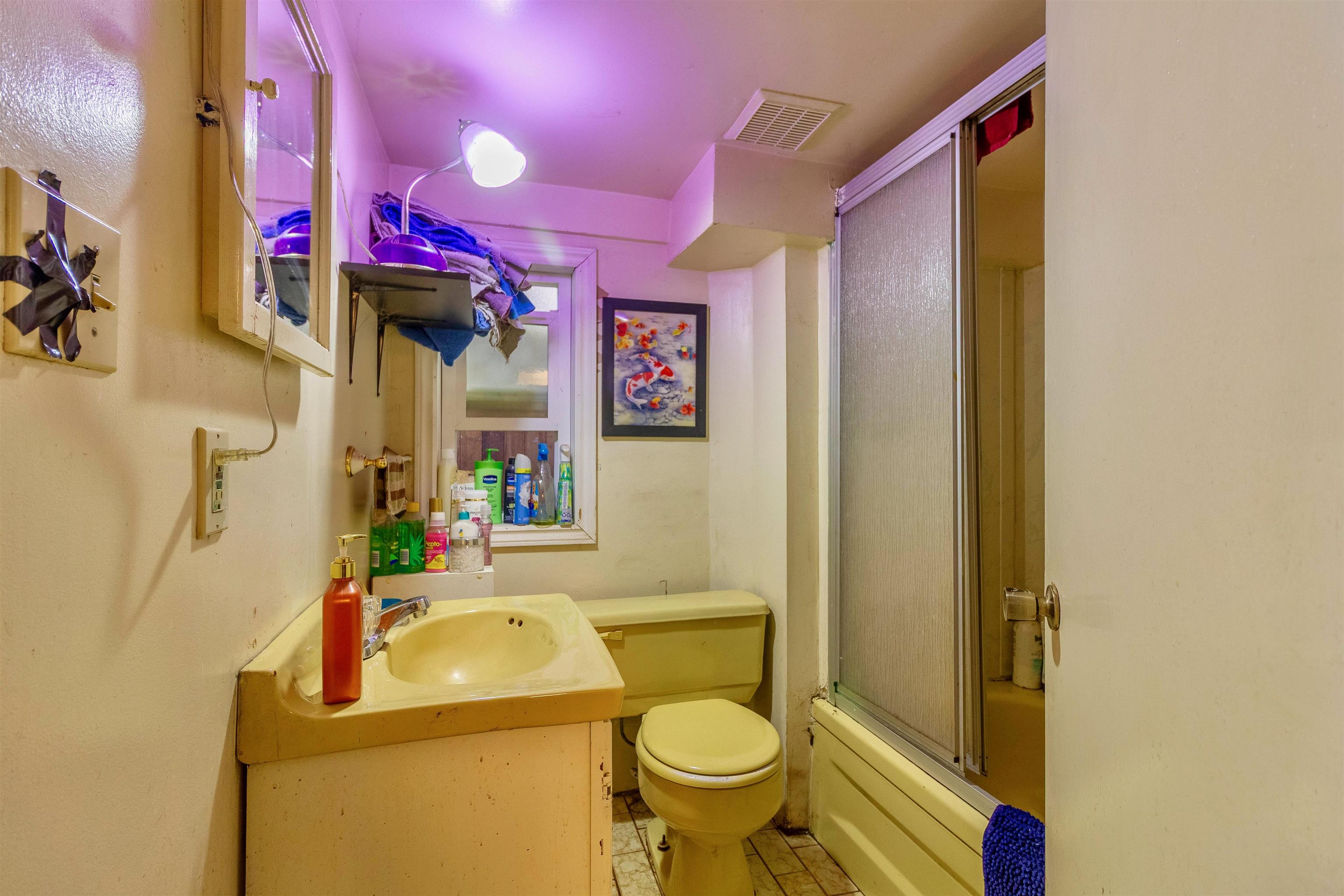 88 FELL AVENUE 5