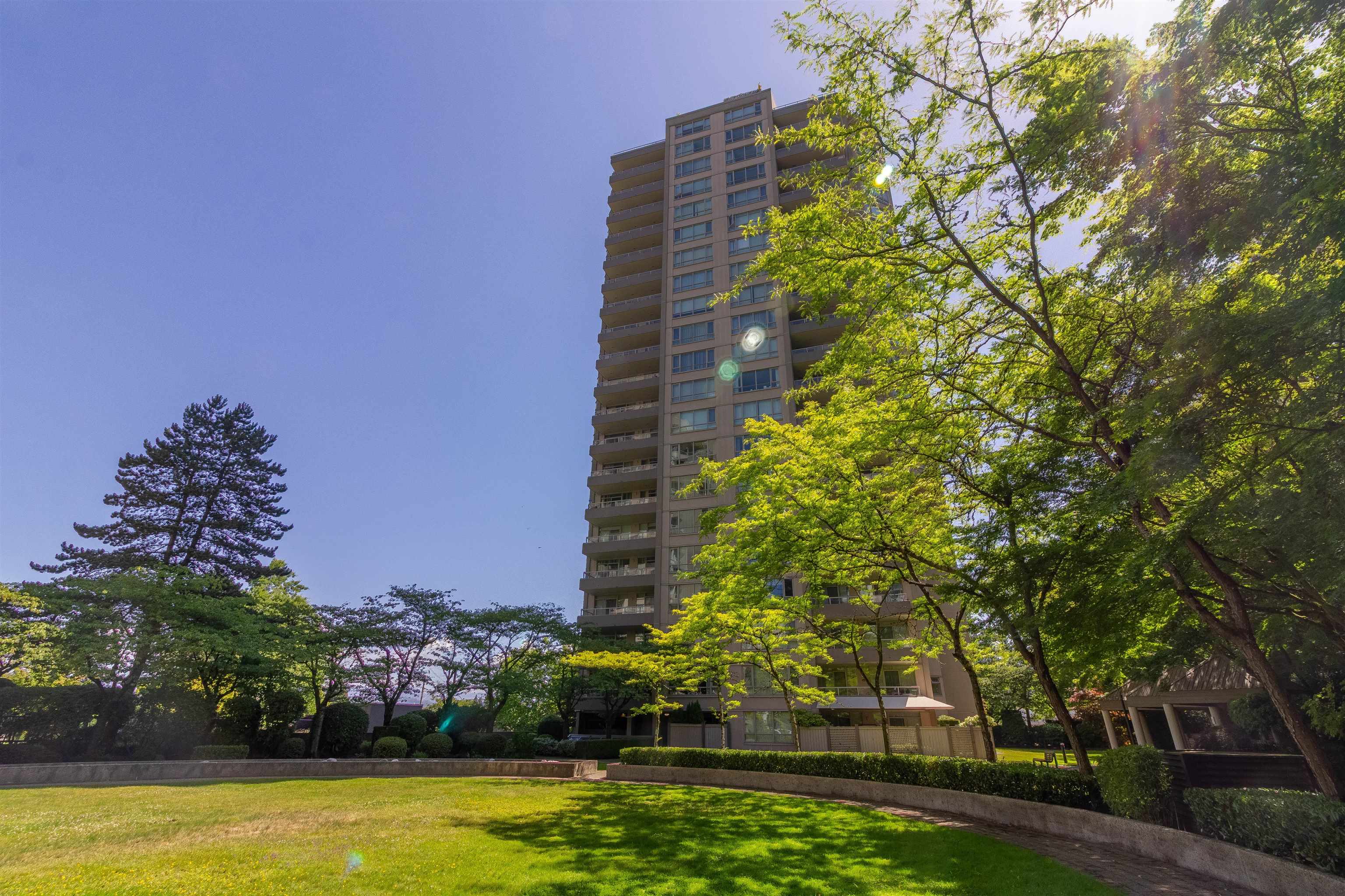 907 6055 NELSON AVENUE 36