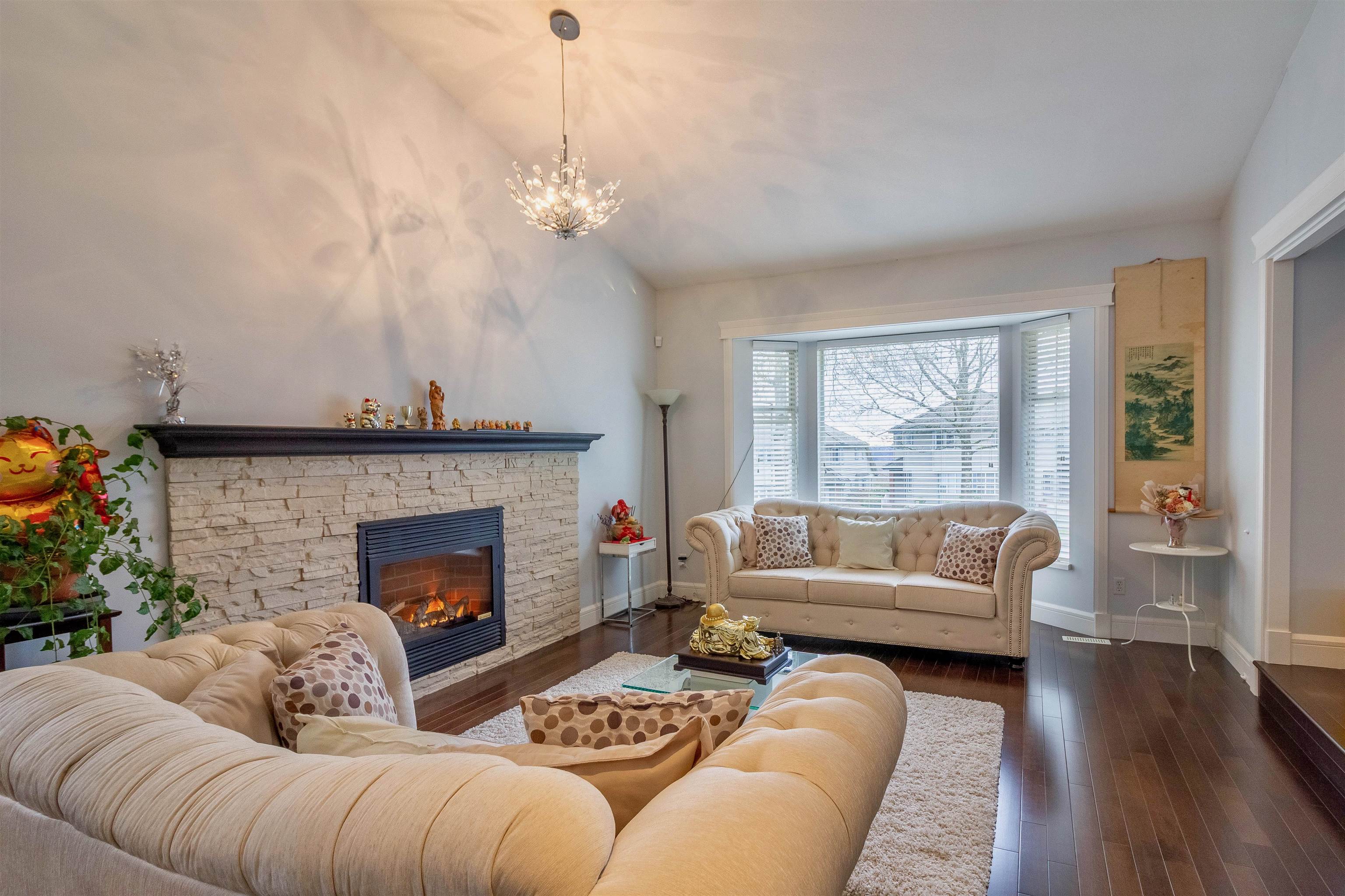 921 CITADEL DRIVE 2