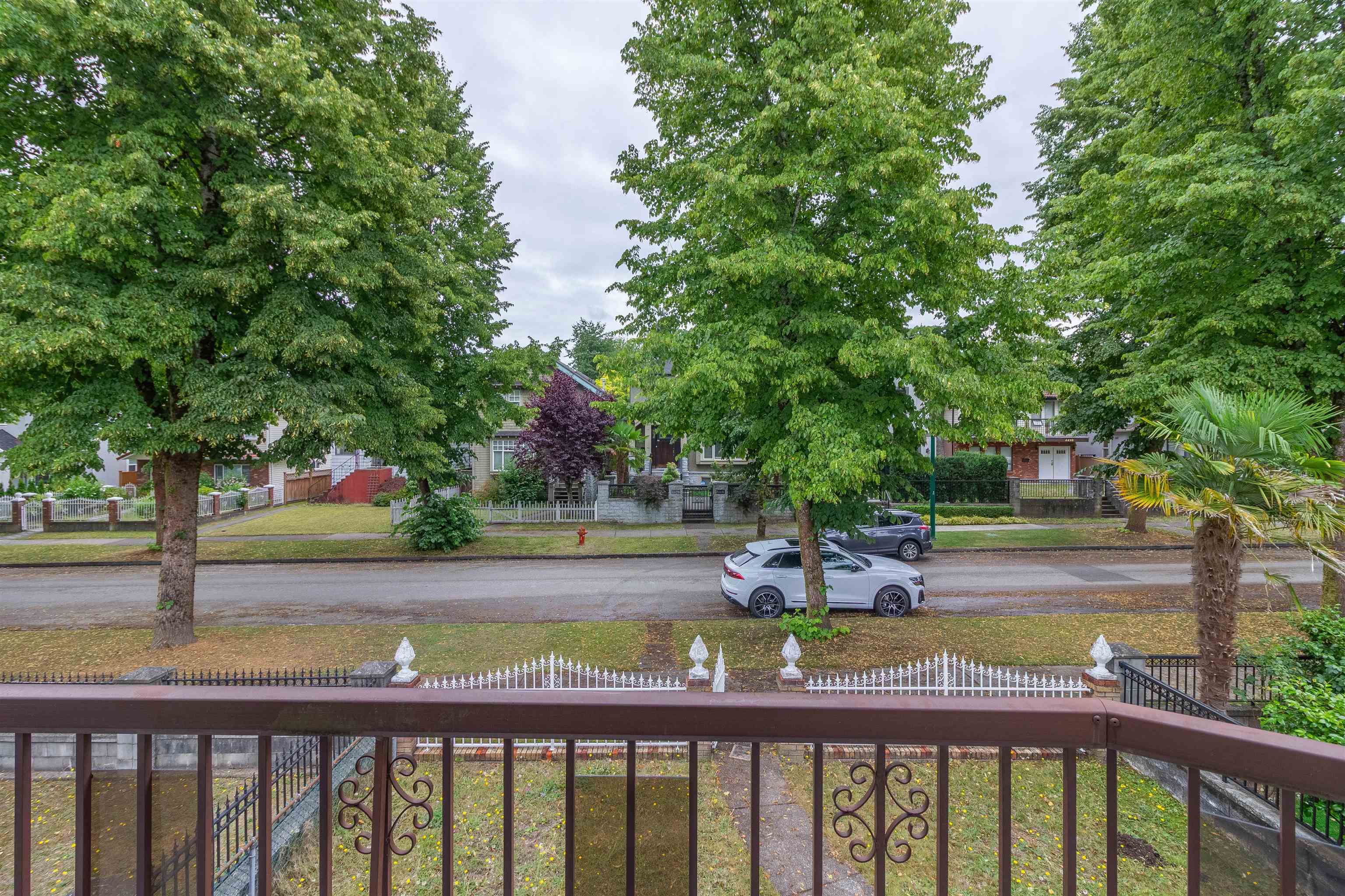 4467 PERRY STREET 17