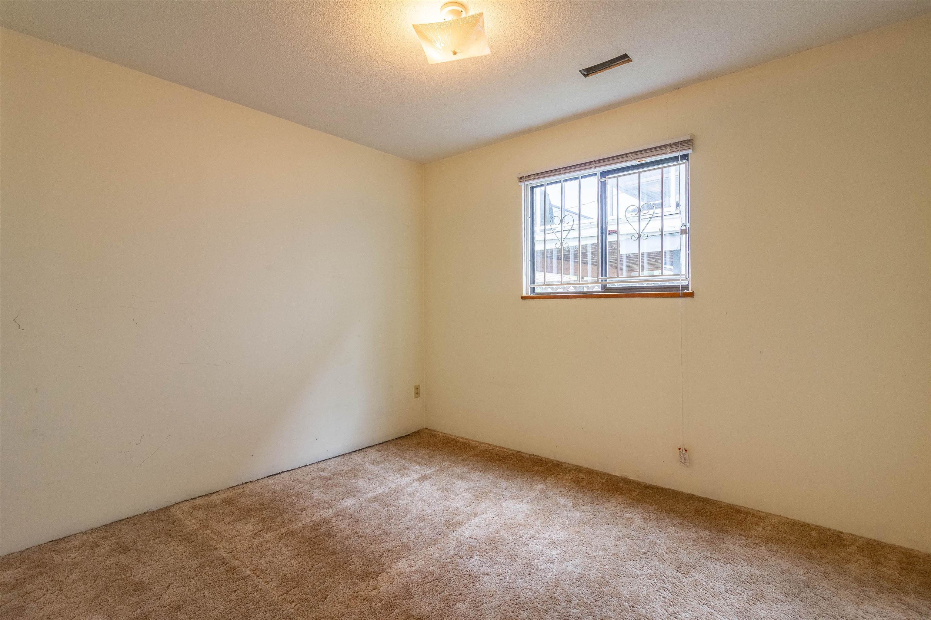 4467 PERRY STREET 27