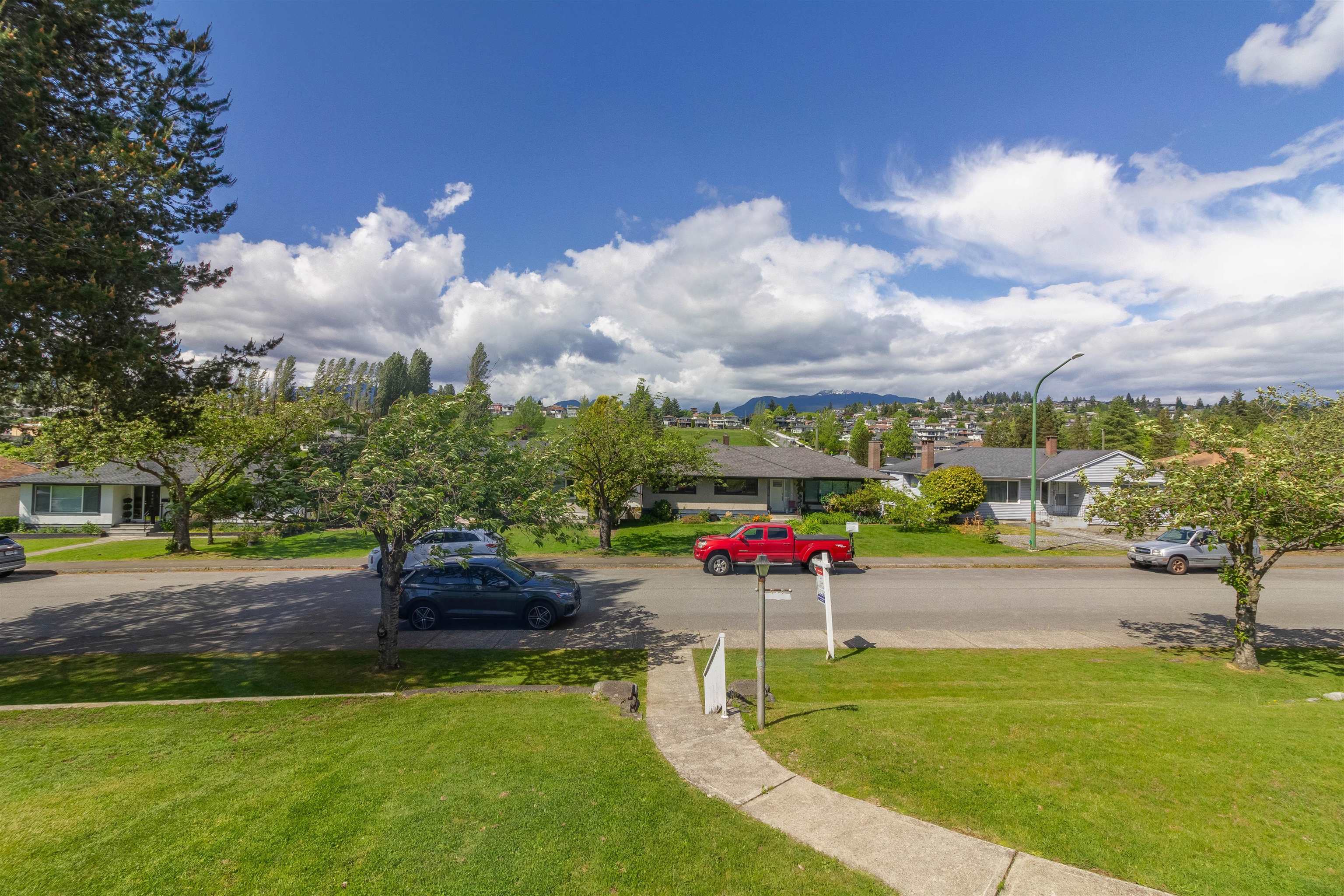 4810 FAIRLAWN DRIVE 3