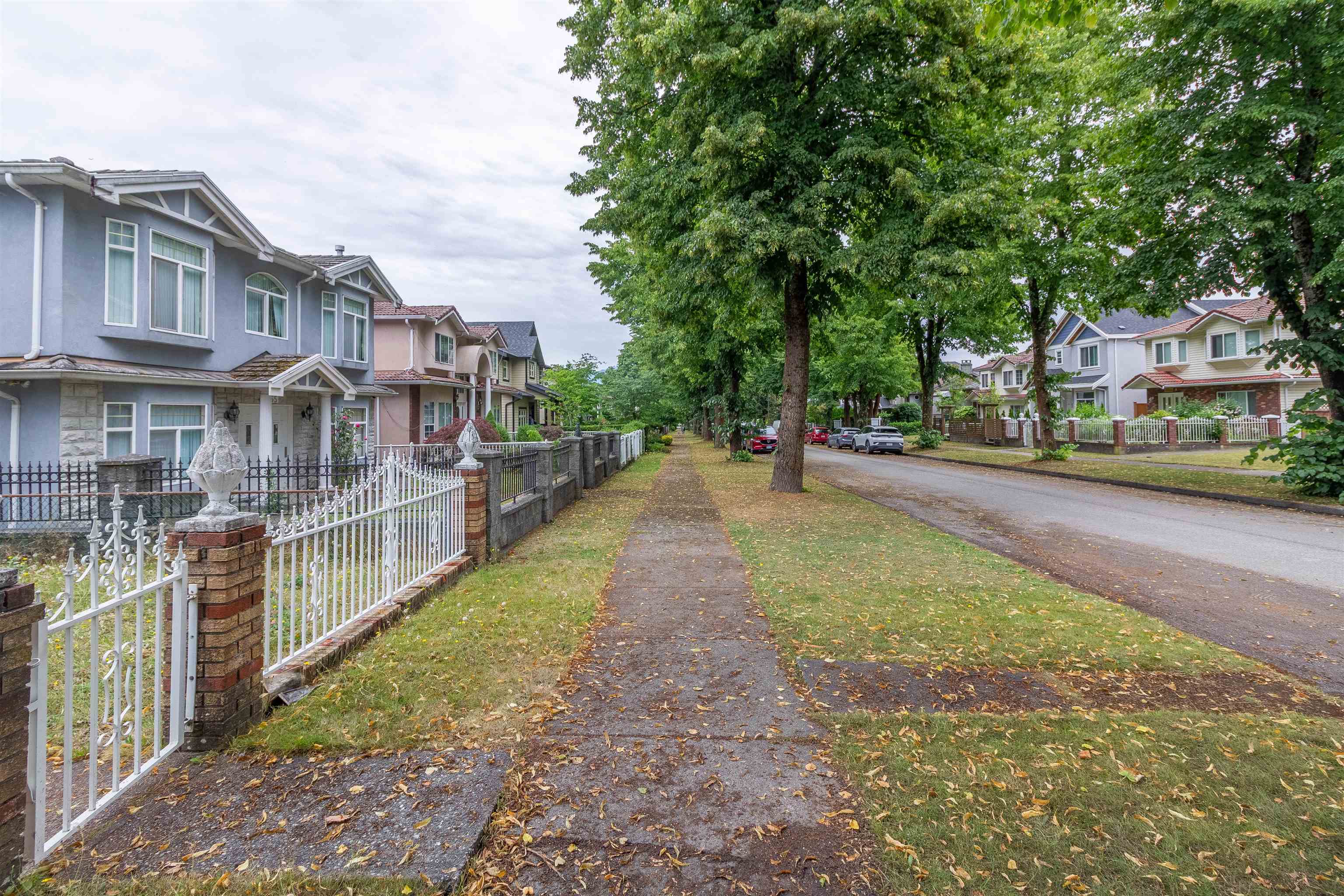 4467 PERRY STREET 38