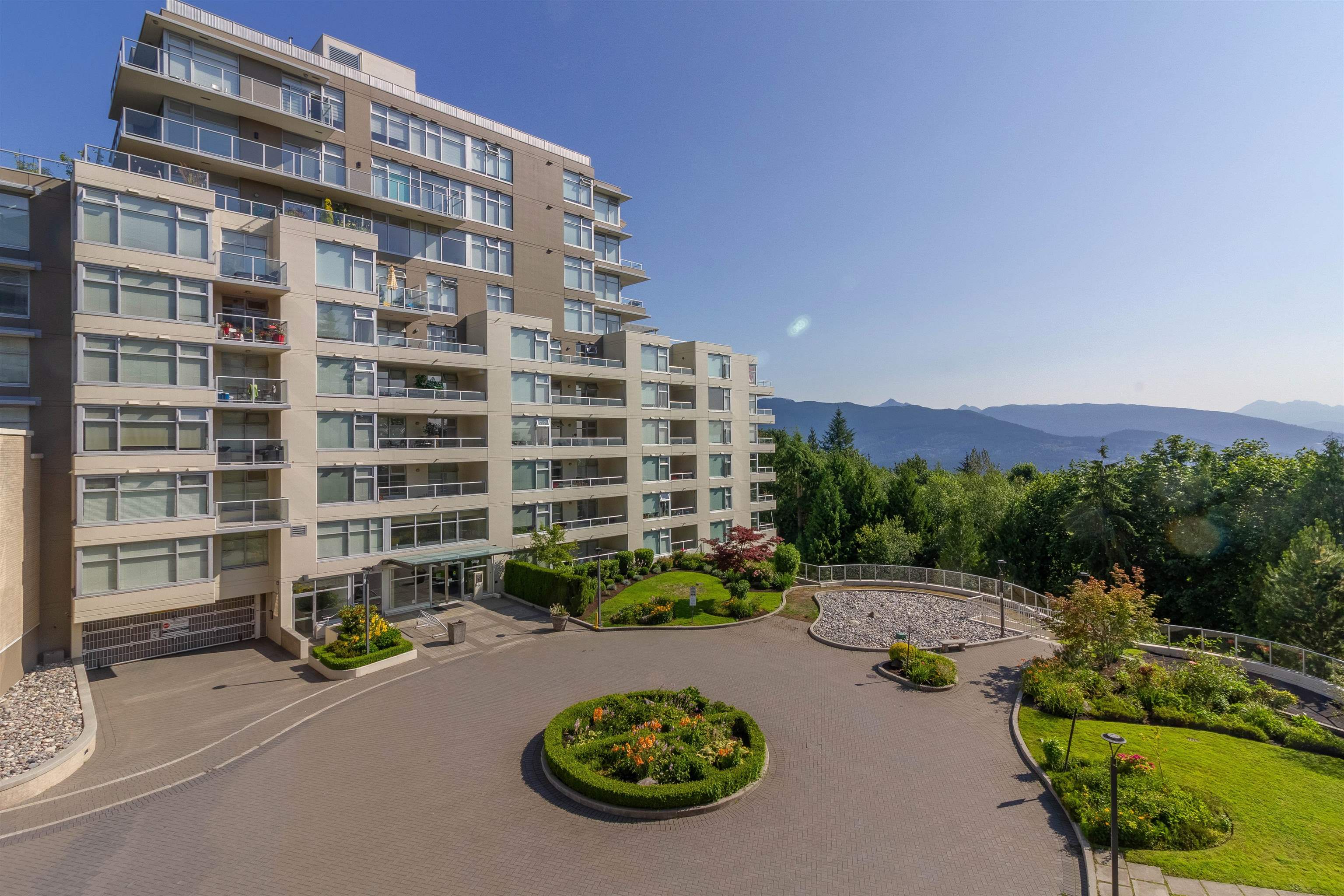 303 9298 UNIVERSITY CRESCENT 22