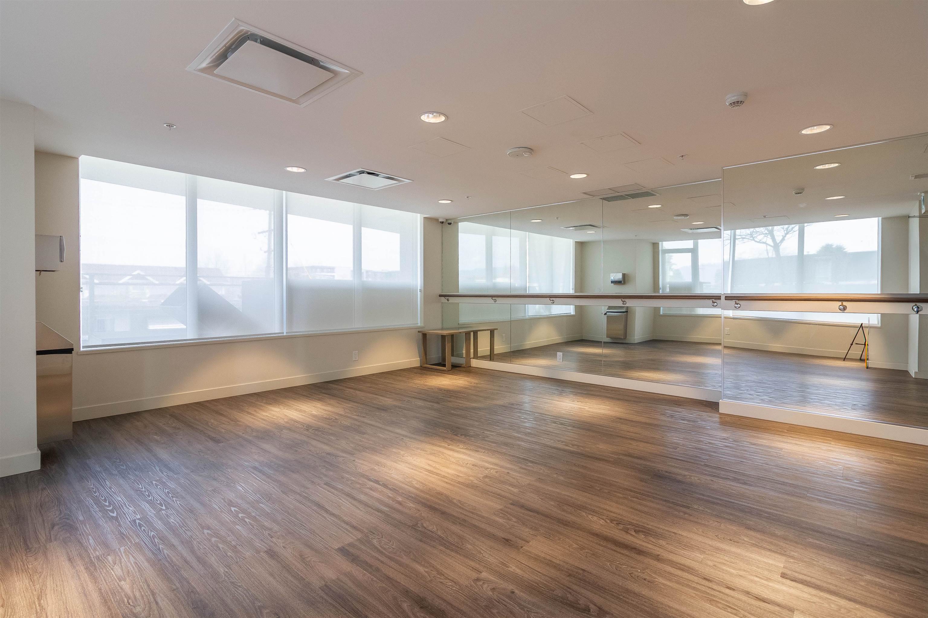 1803 5051 IMPERIAL STREET 29