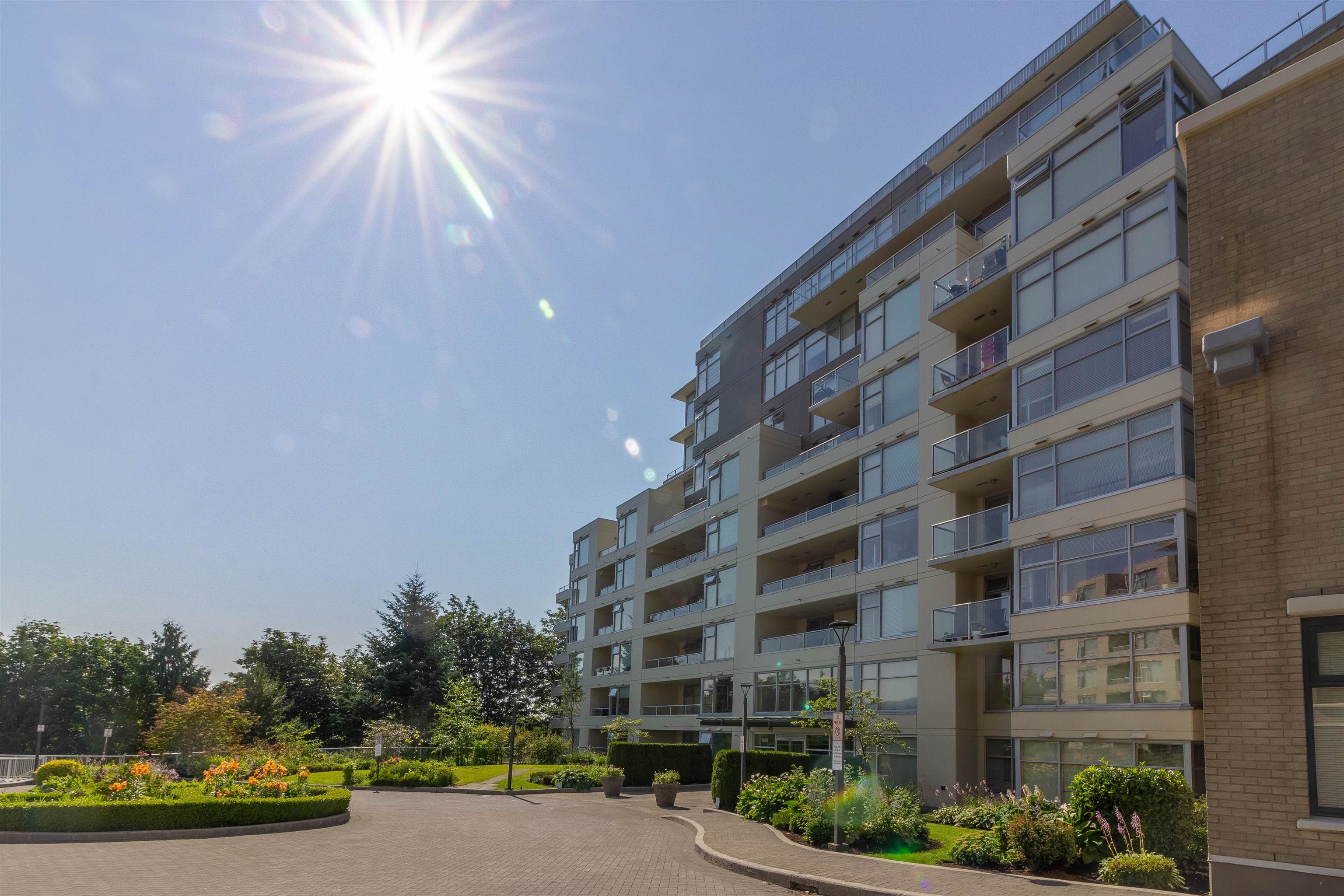303 9298 UNIVERSITY CRESCENT 29