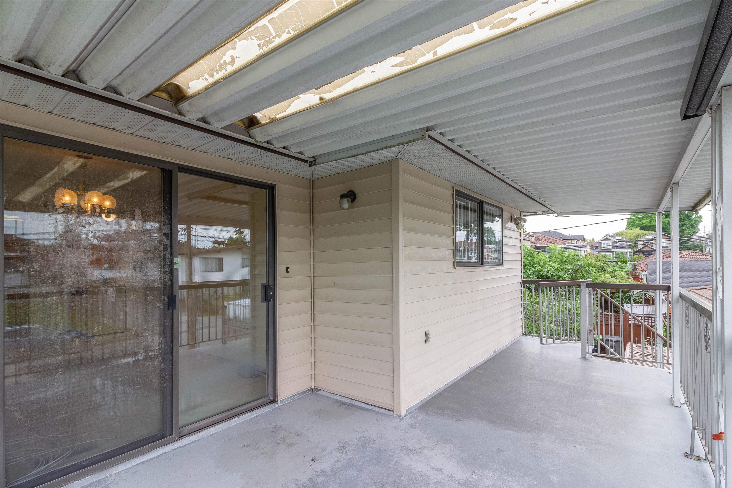4467 PERRY STREET 18