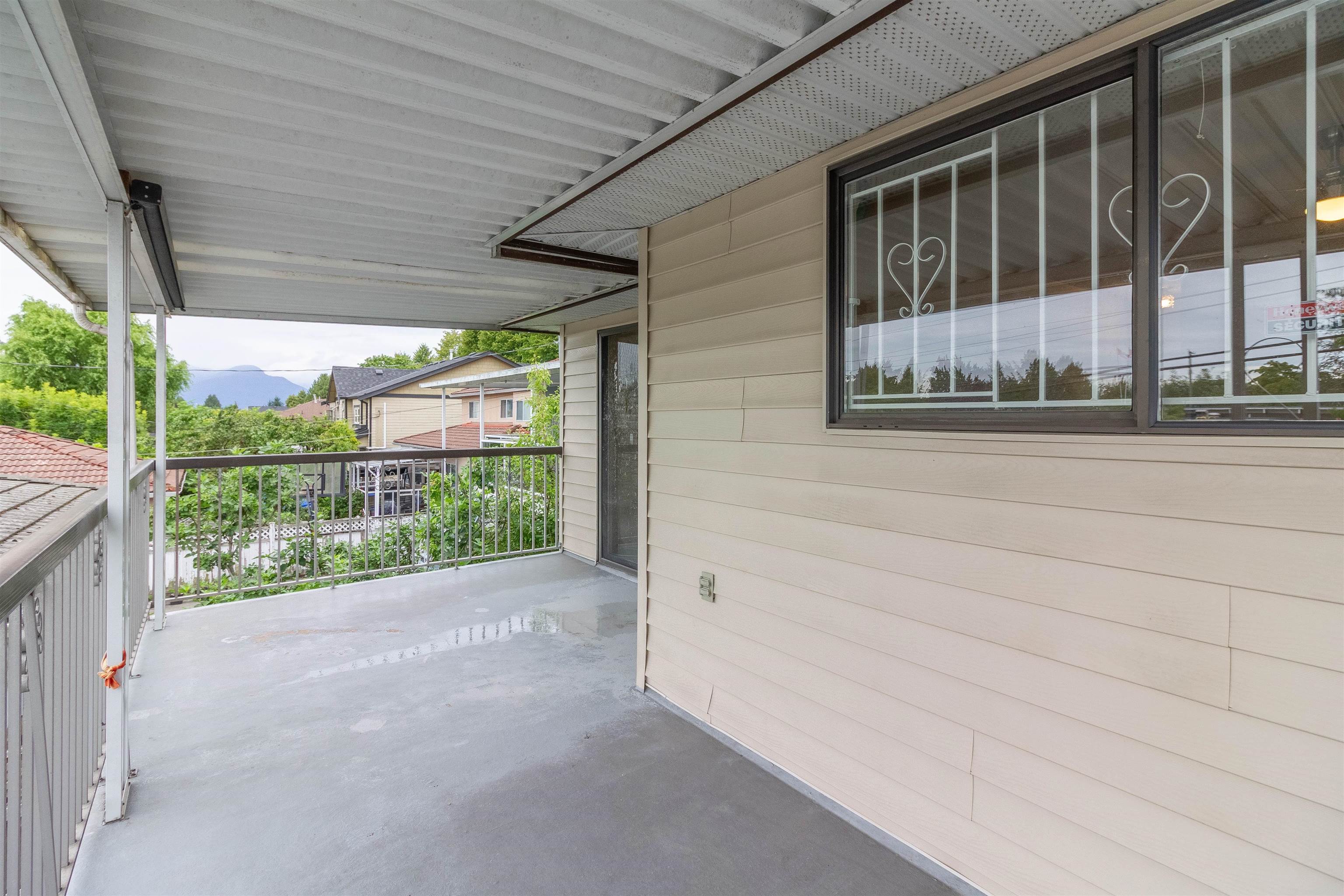 4467 PERRY STREET 19
