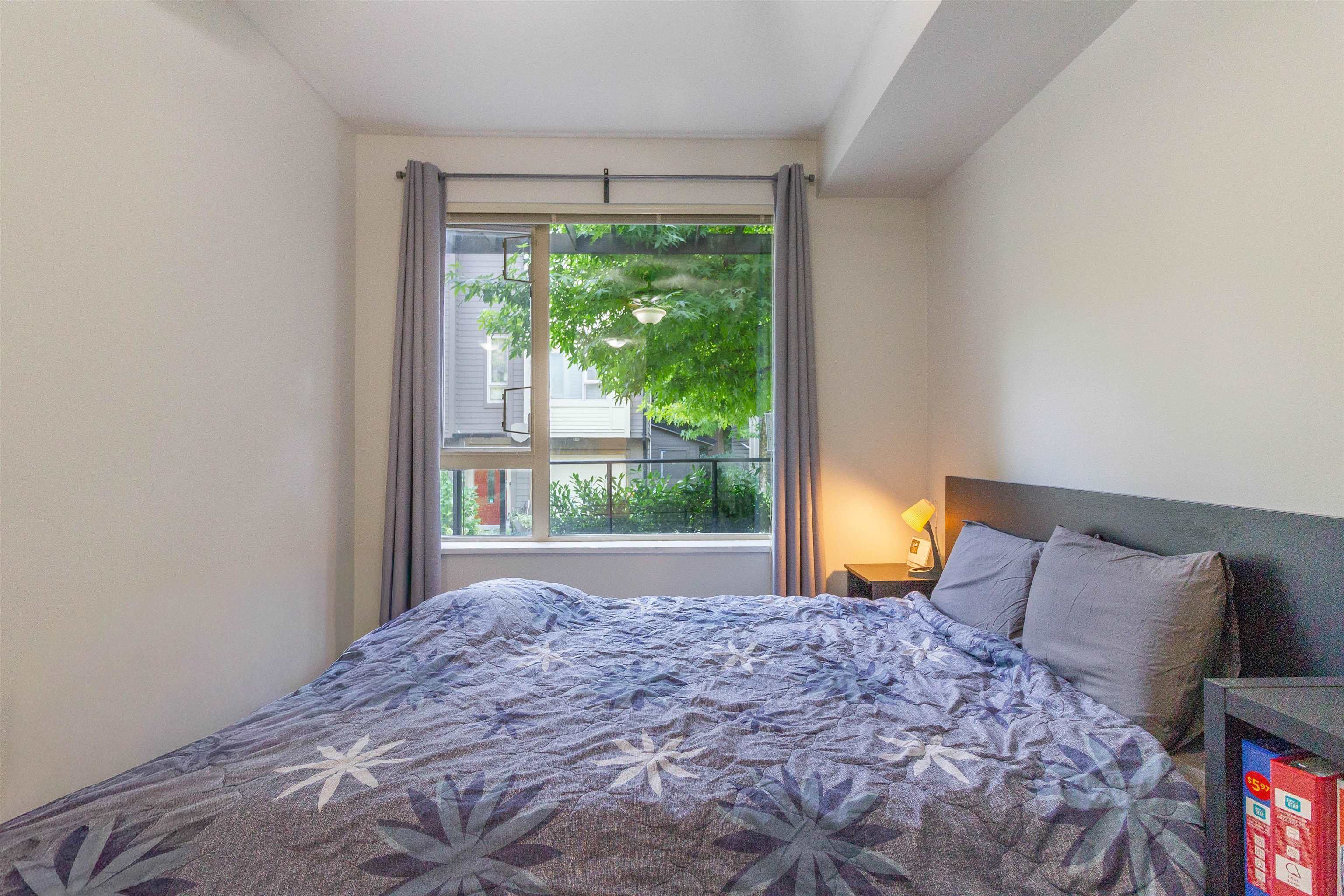32 9229 UNIVERSITY CRESCENT 13