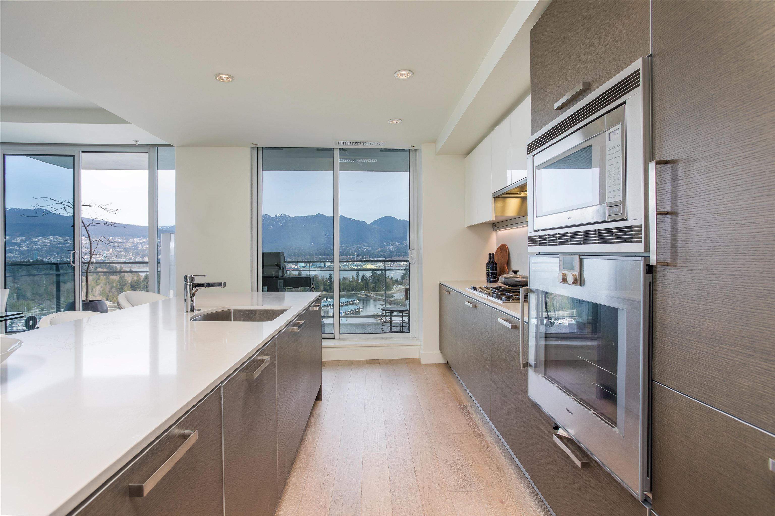3101 1499 W PENDER STREET 9