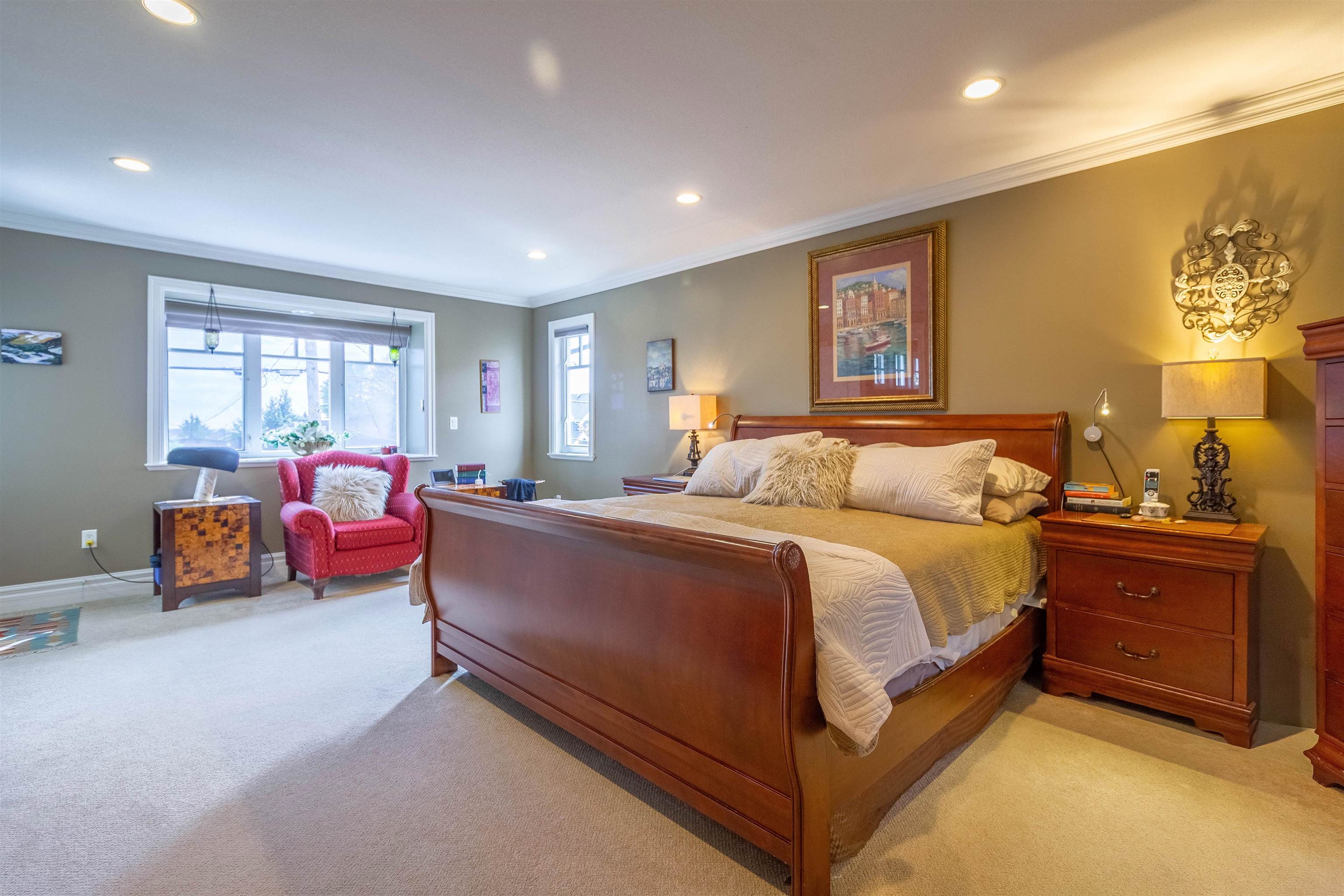 358 E 14TH STREET 16