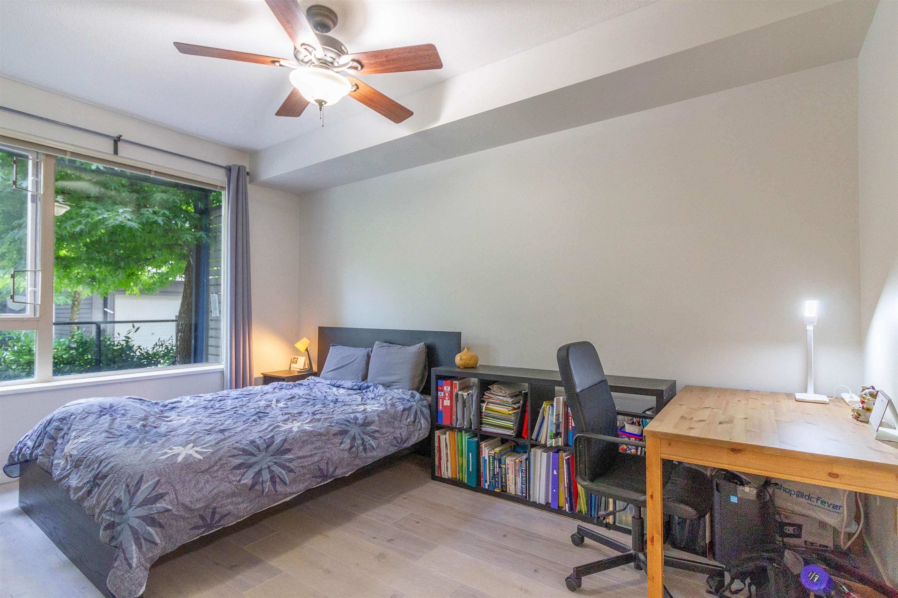 32 9229 UNIVERSITY CRESCENT 12