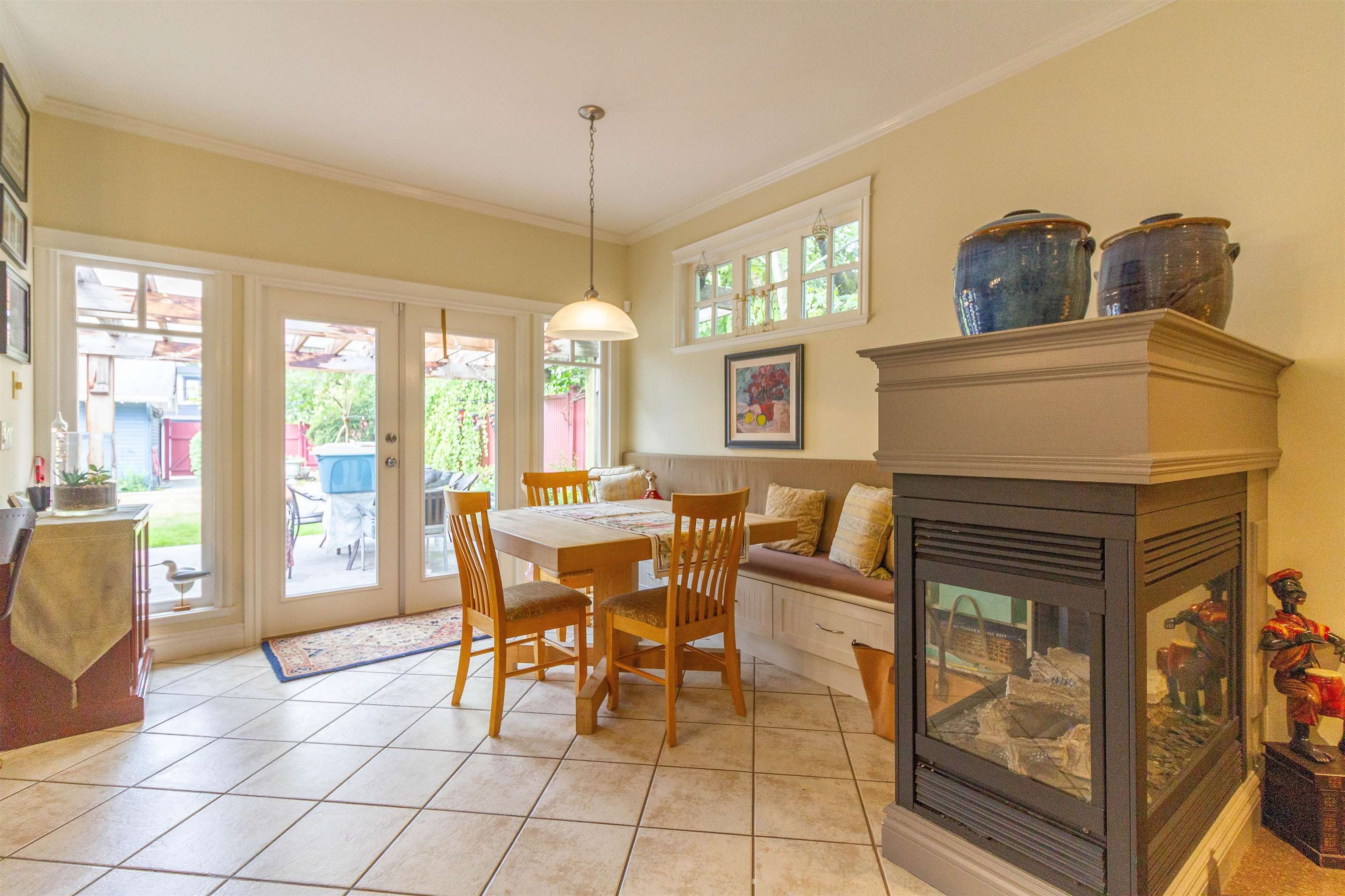 358 E 14TH STREET 11