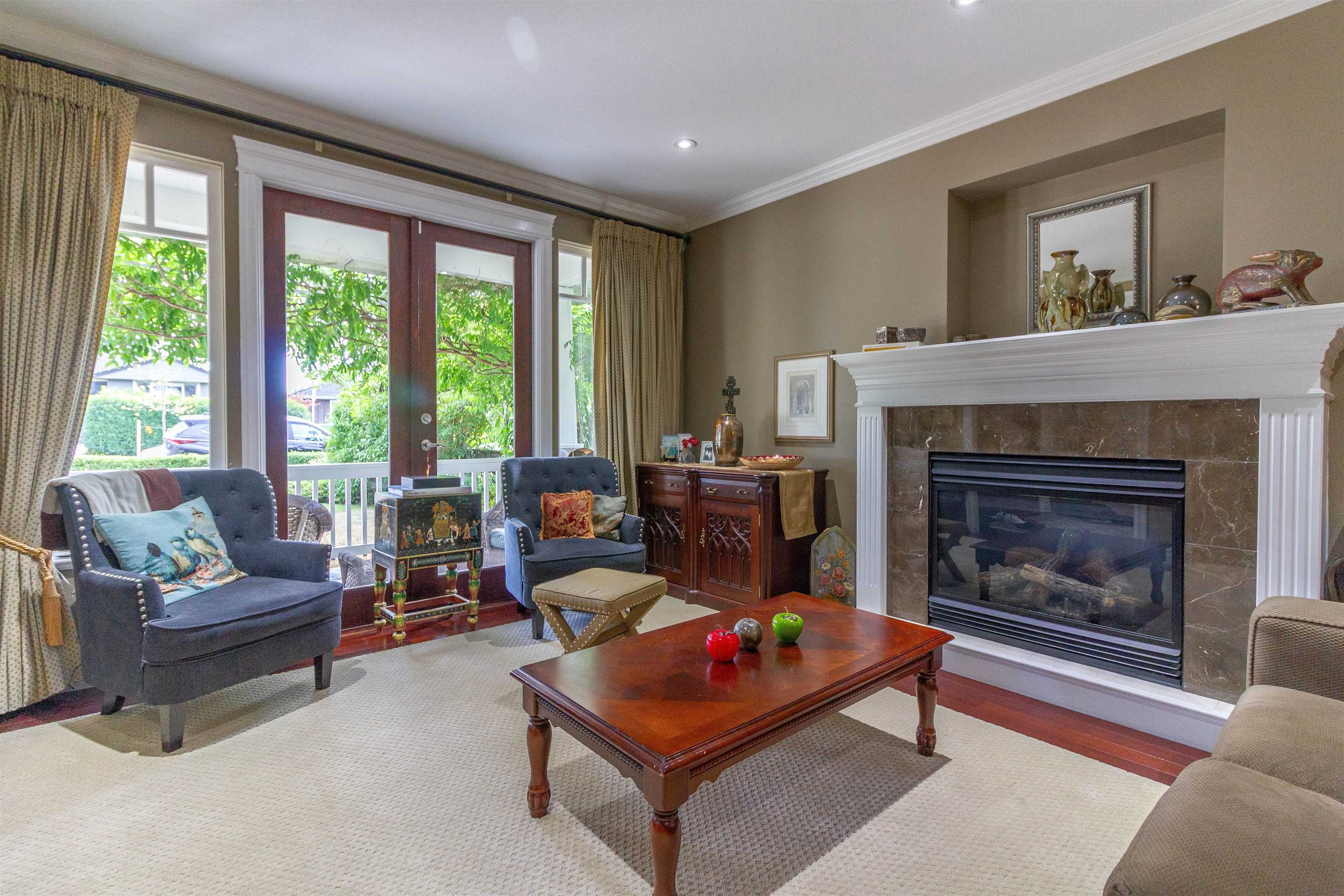 358 E 14TH STREET 4