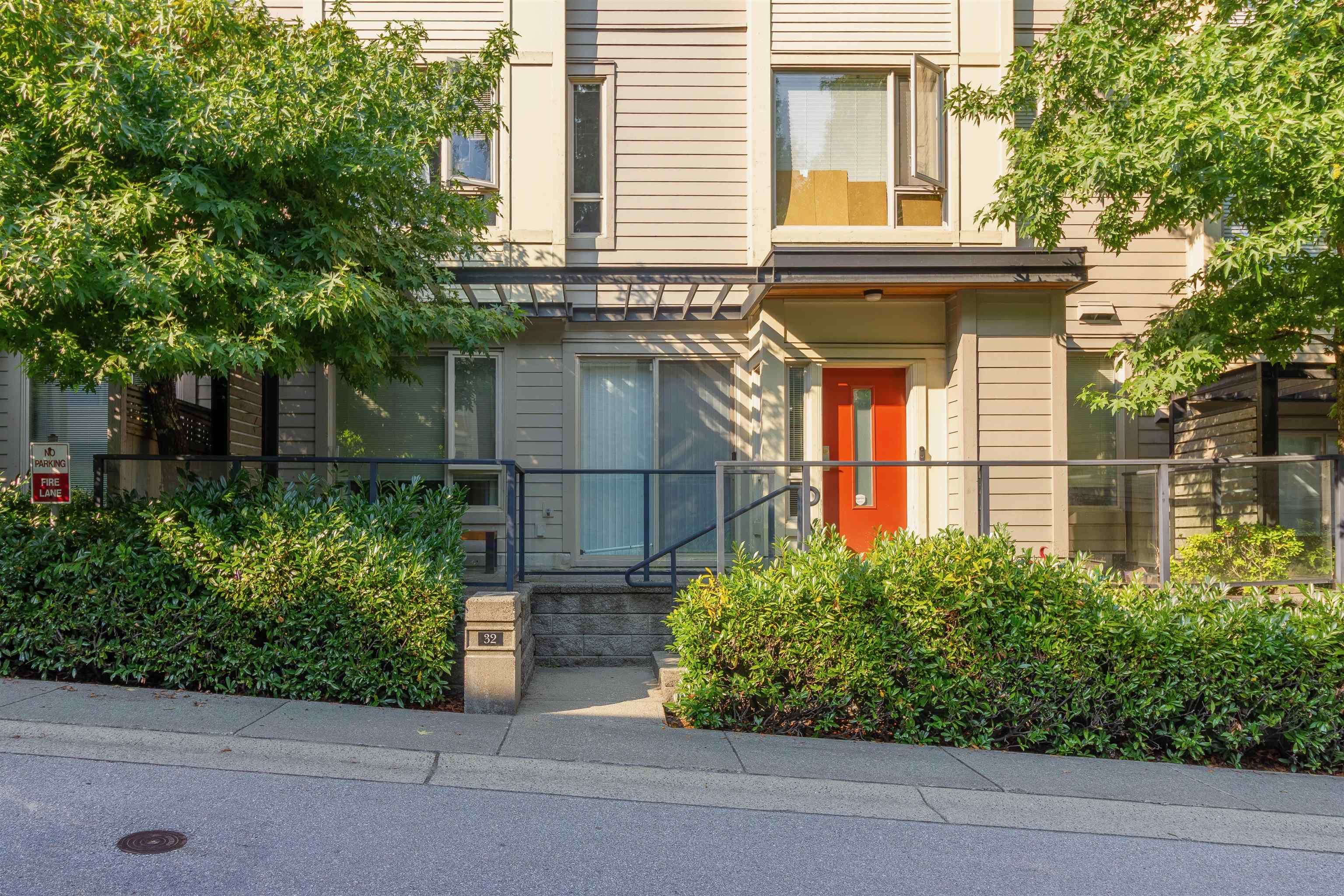32 9229 UNIVERSITY CRESCENT 26
