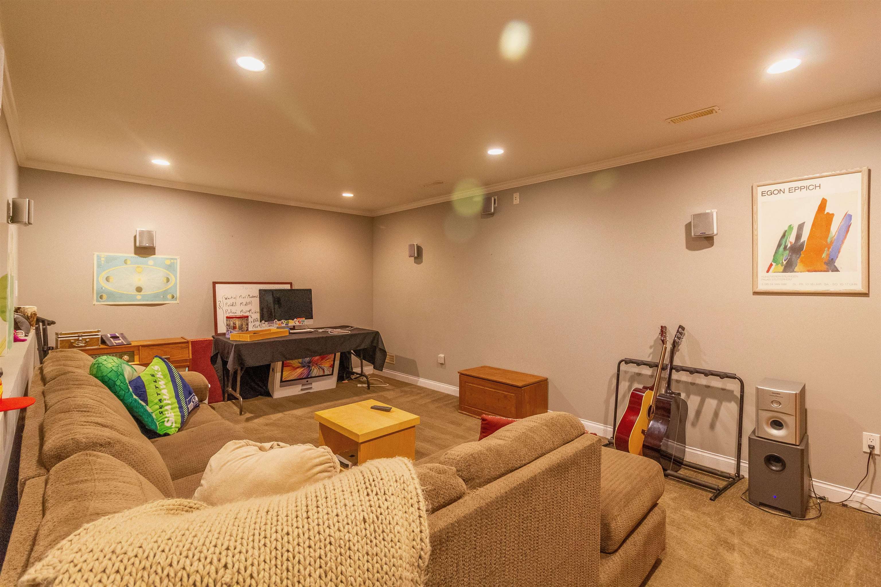 358 E 14TH STREET 29
