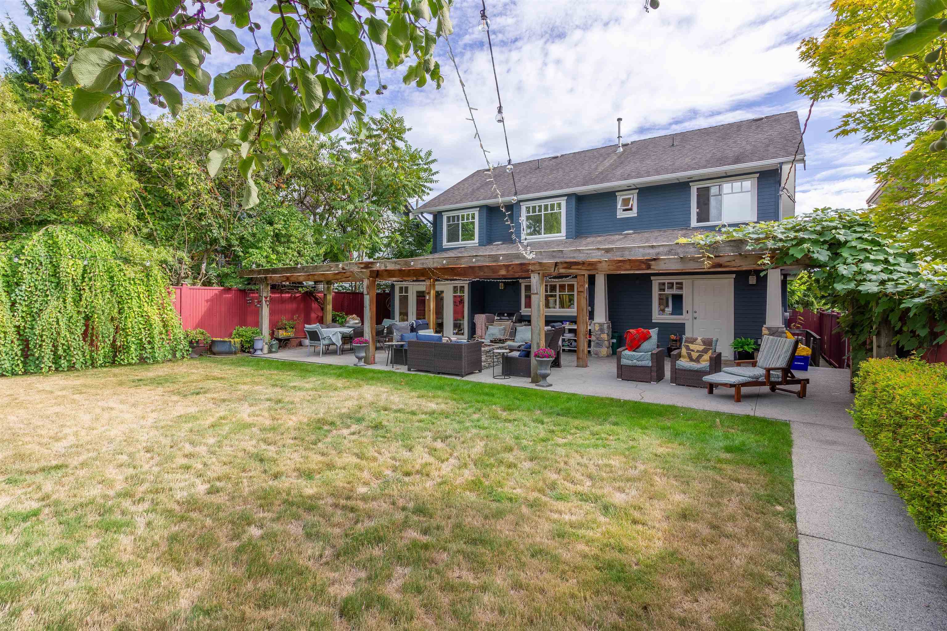 358 E 14TH STREET 34