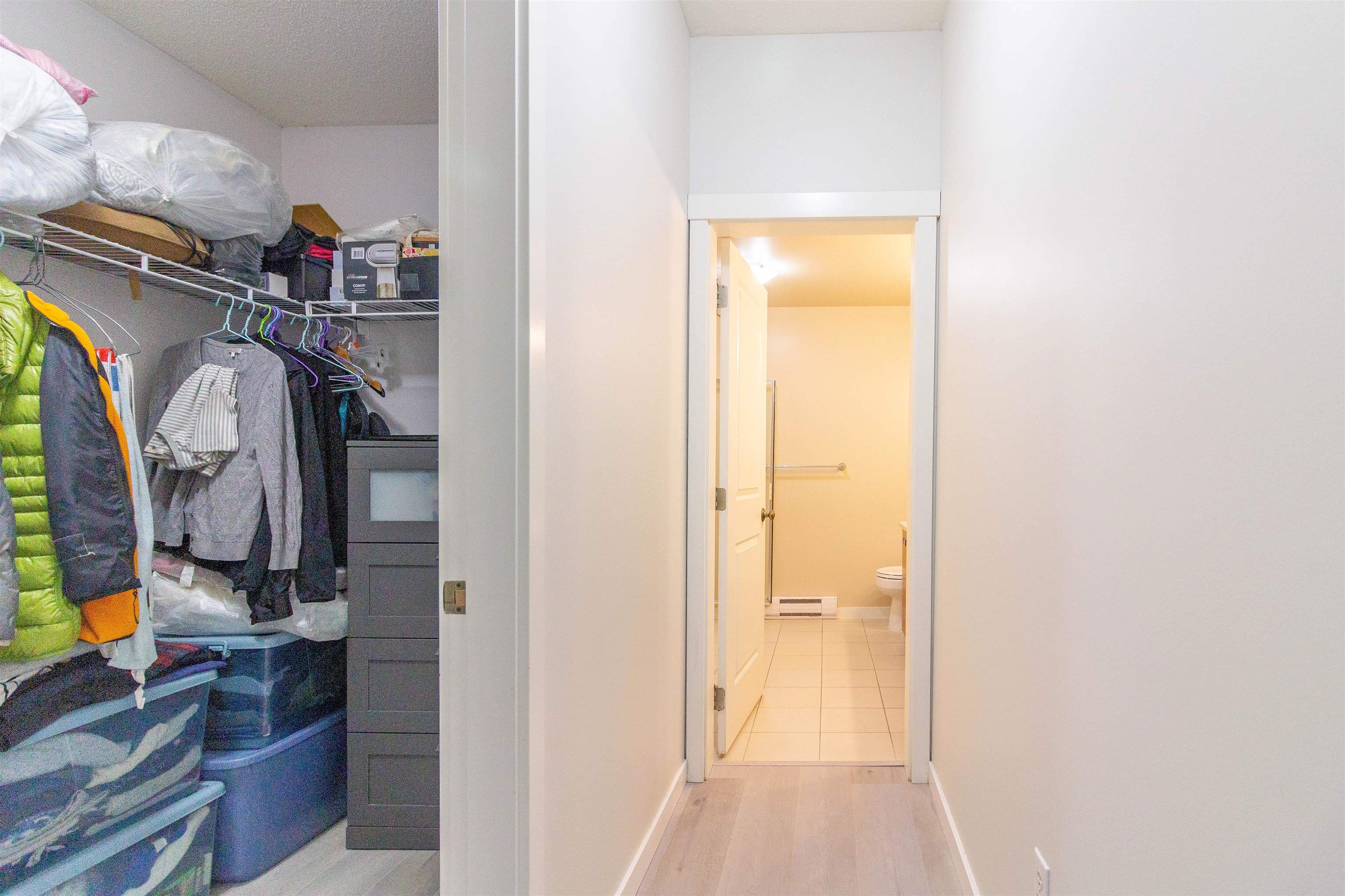 32 9229 UNIVERSITY CRESCENT 14