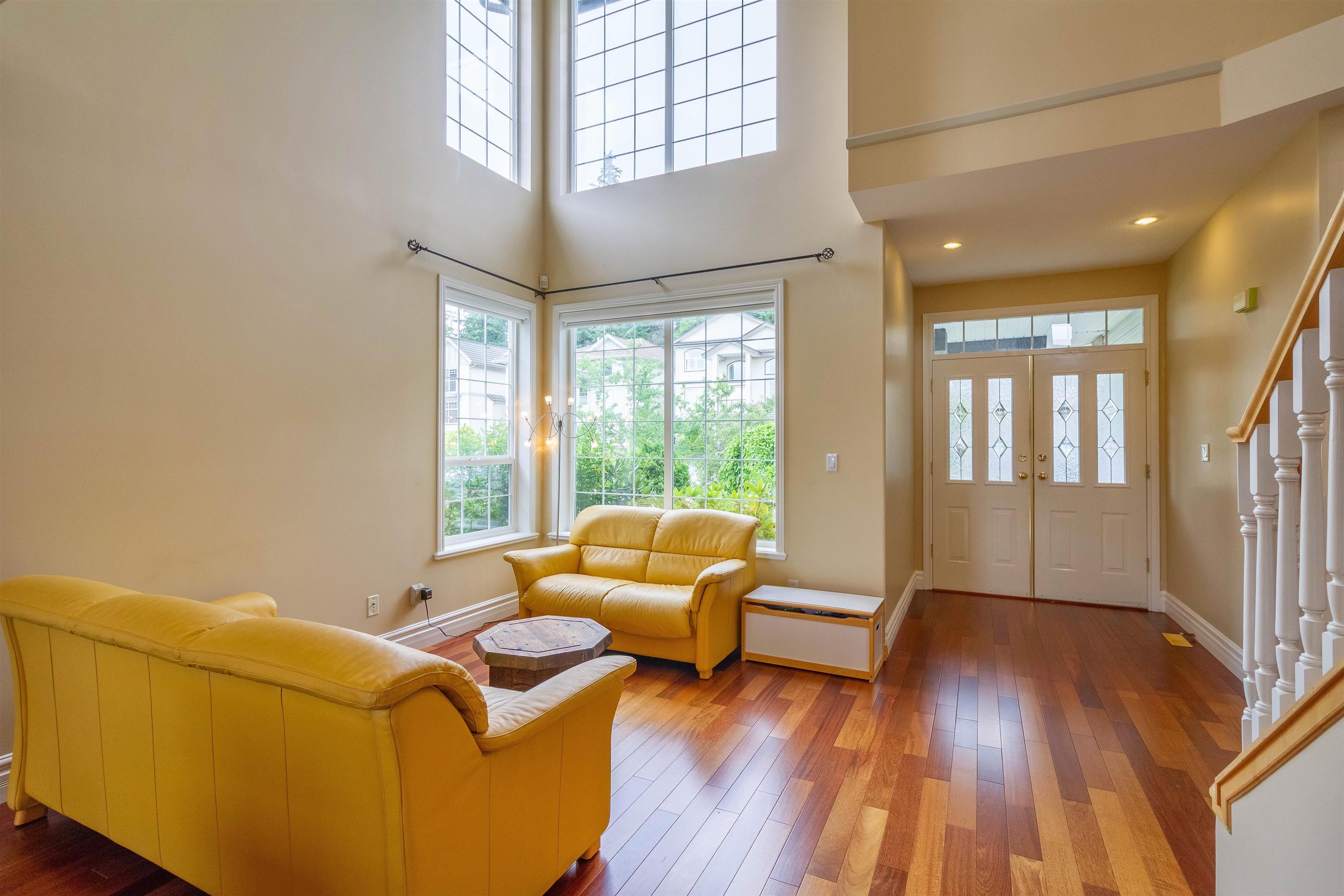 2115 BERKSHIRE CRESCENT 2