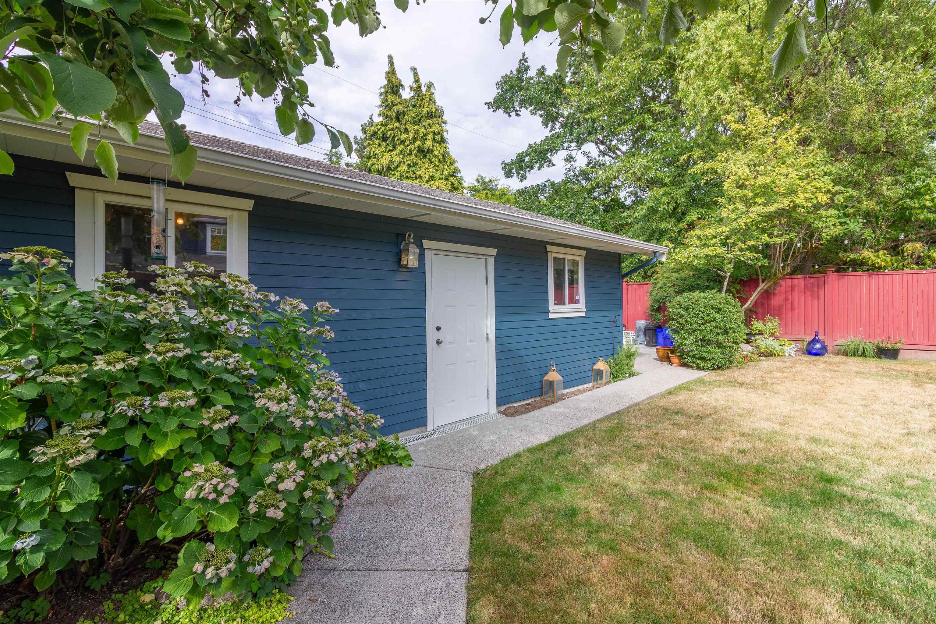 358 E 14TH STREET 35