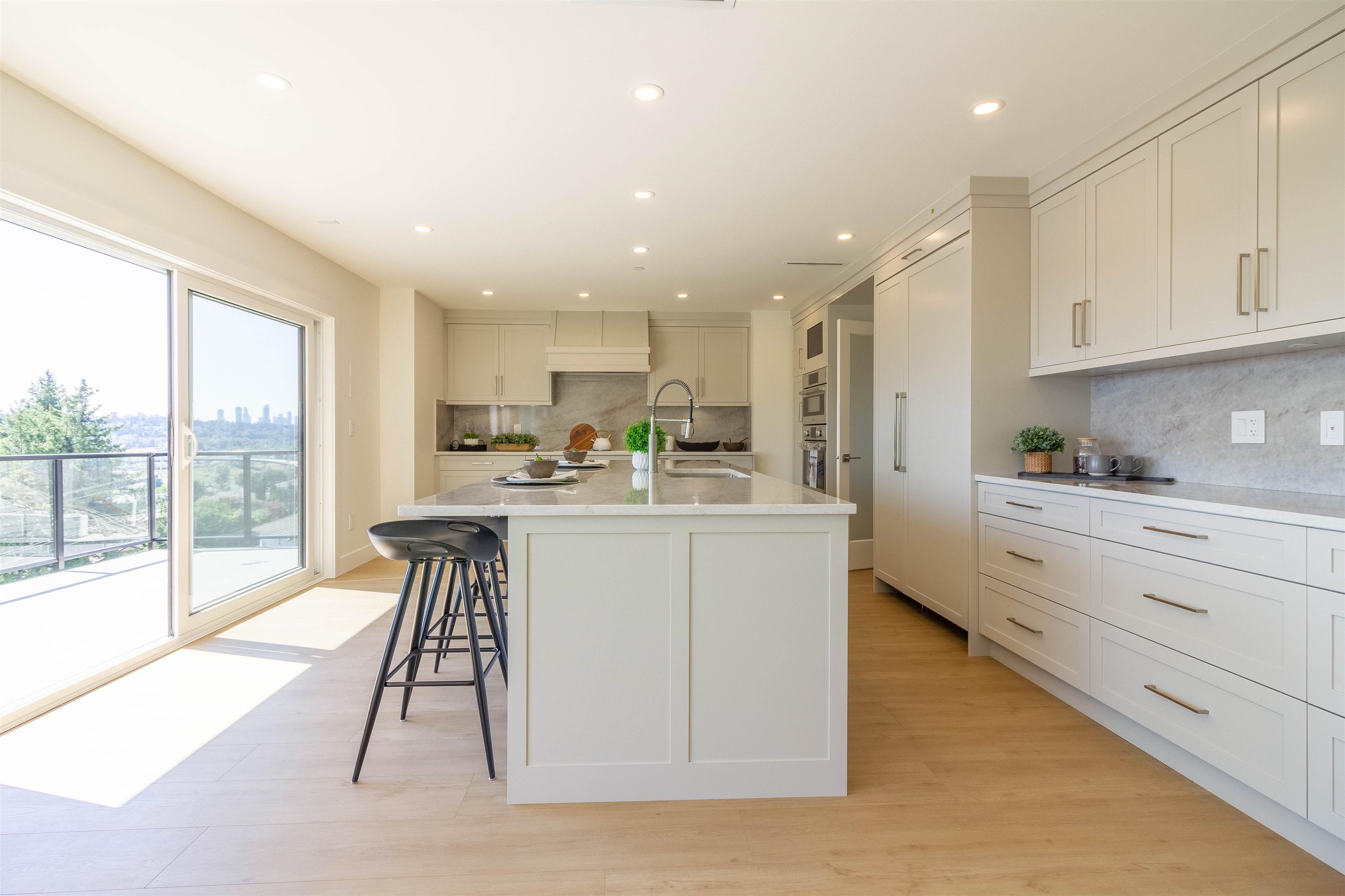 2256 MONASHEE COURT 8