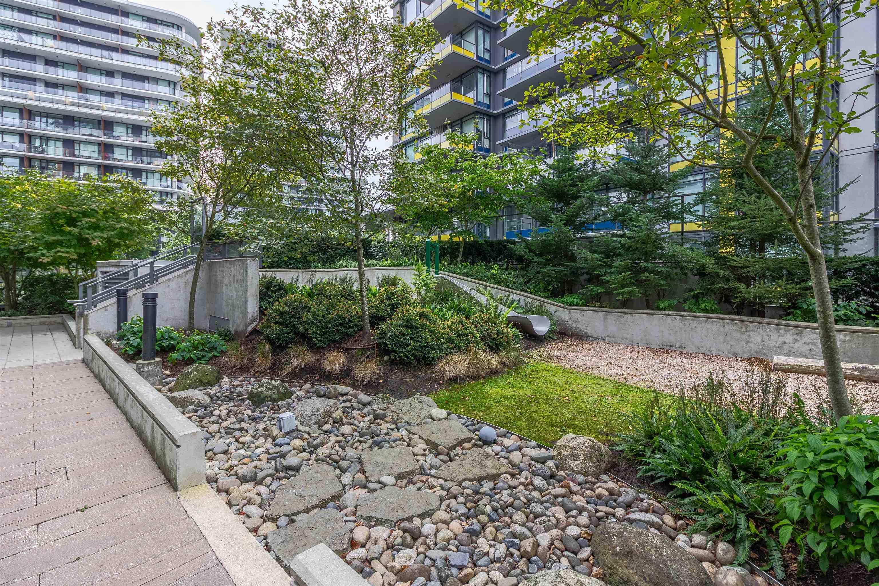 201 - 8940 University Crescent 29