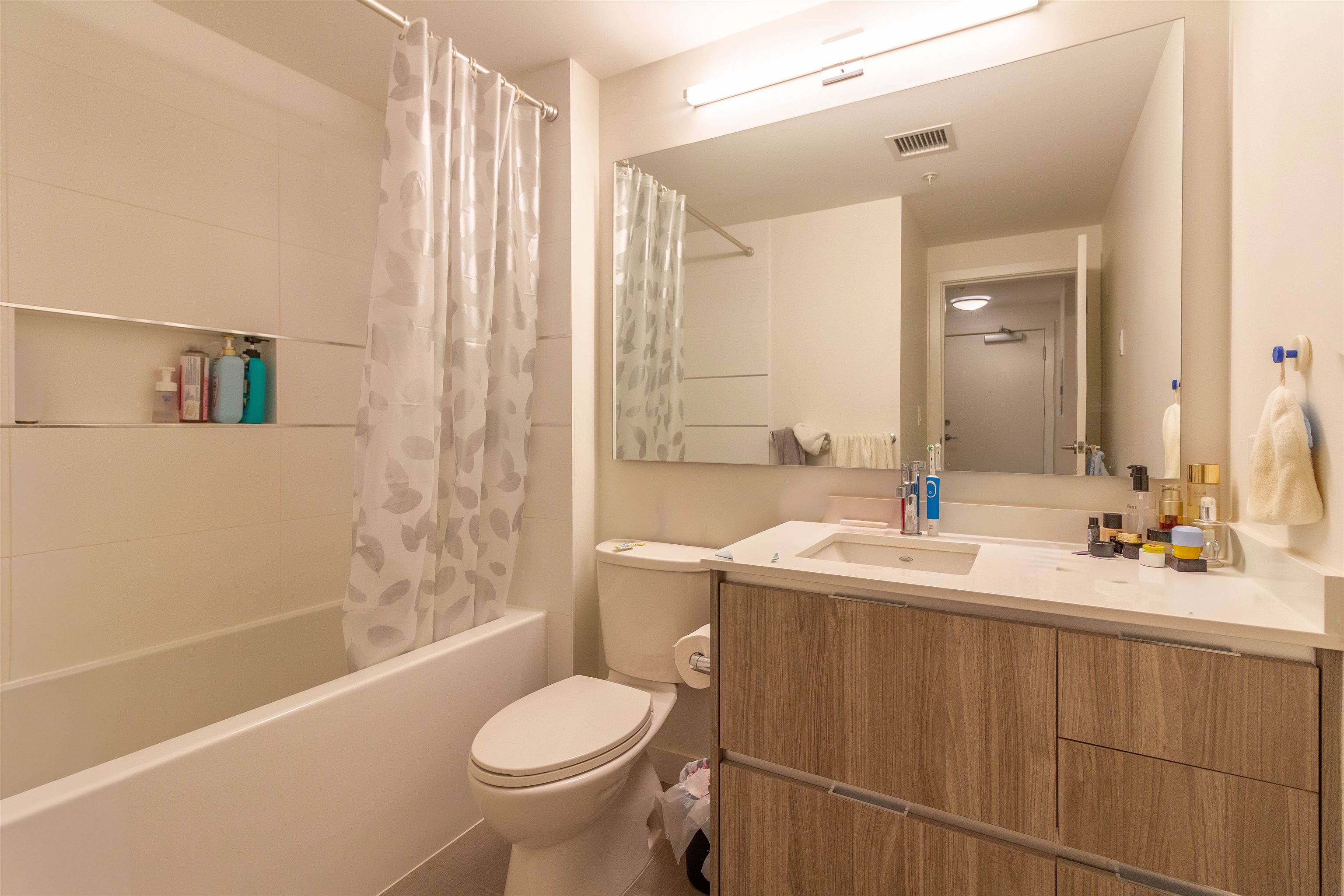 201 - 8940 University Crescent 11