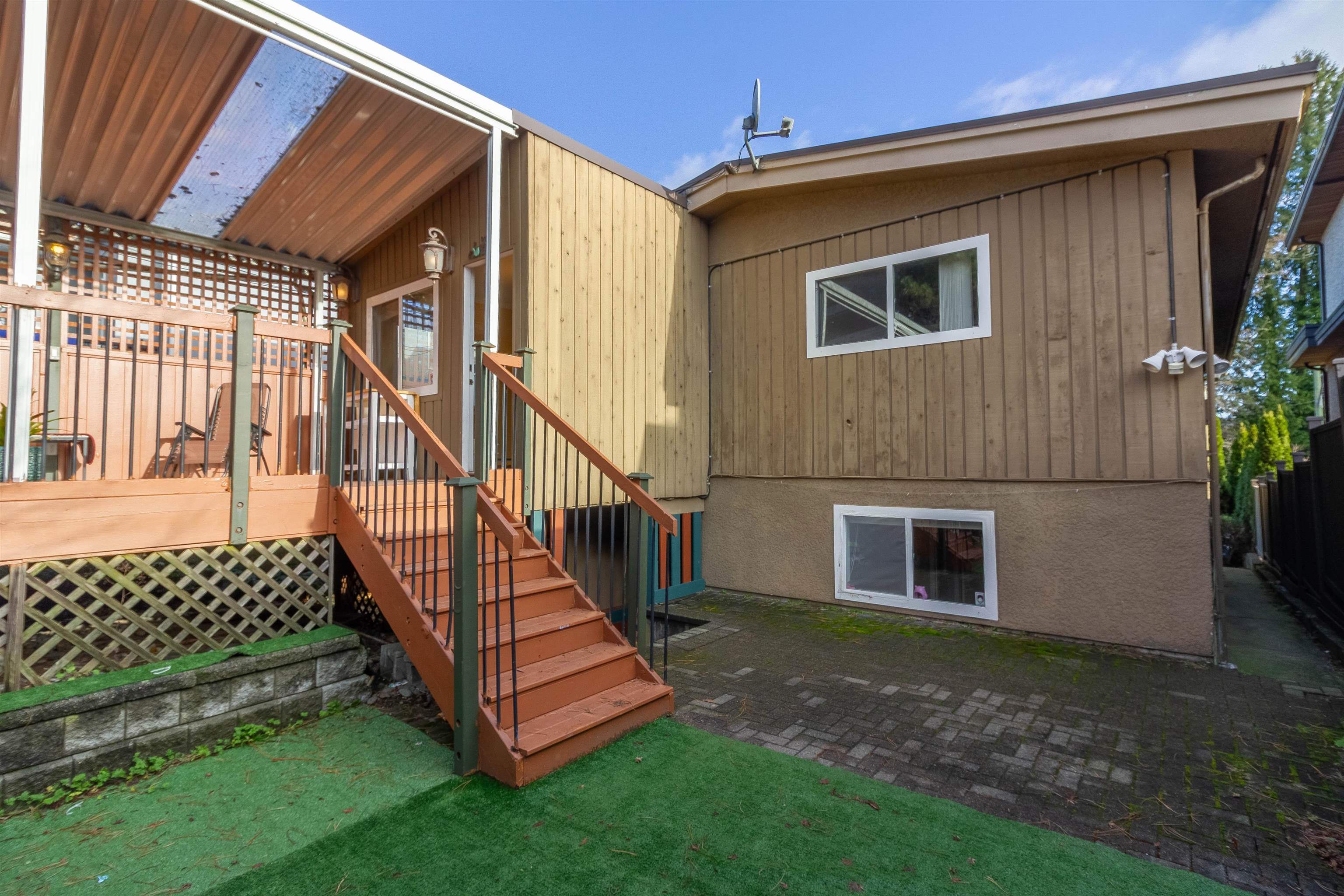 111 Fell Avenue 34