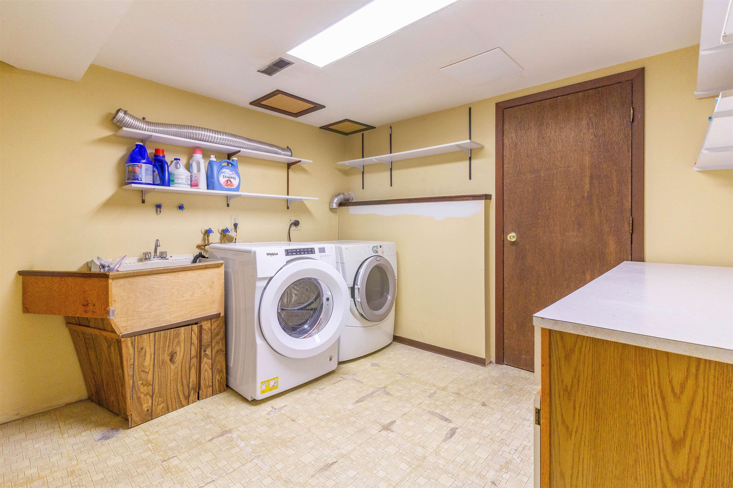 7107 Broadway 28